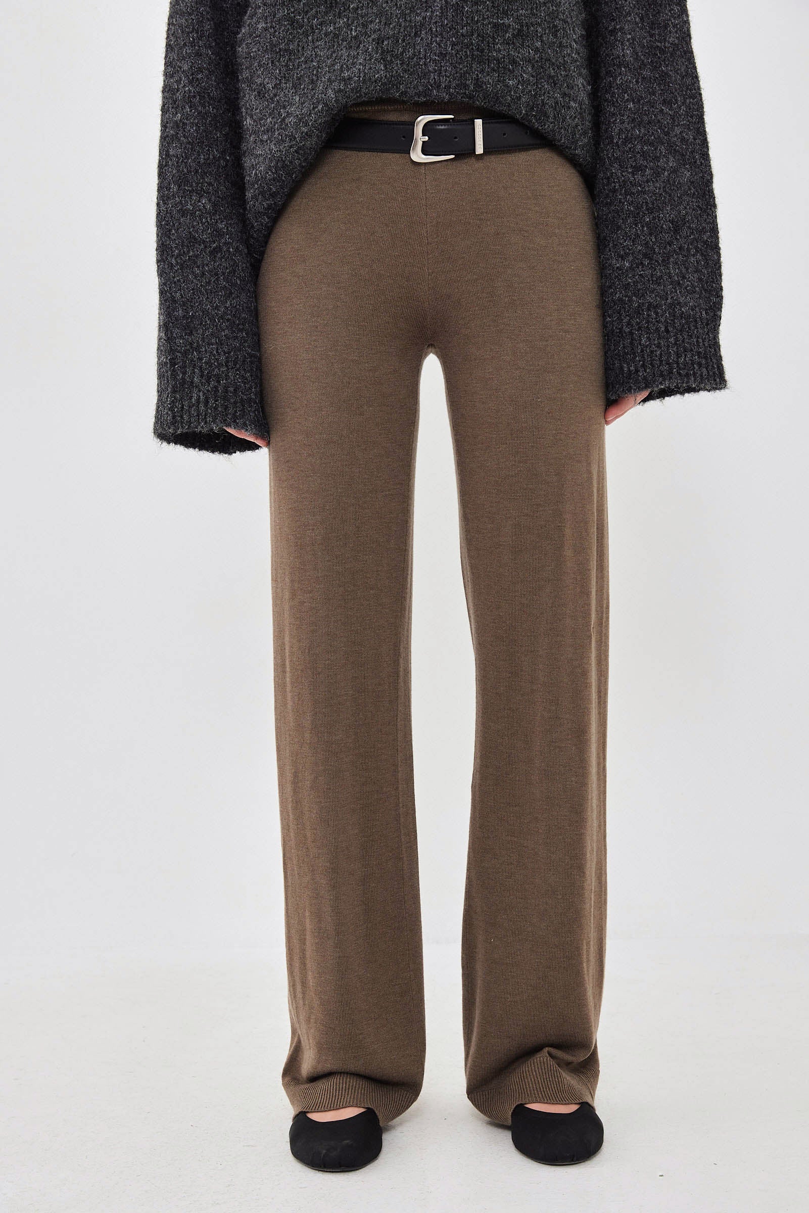 Light Knitted Pants - Image 2