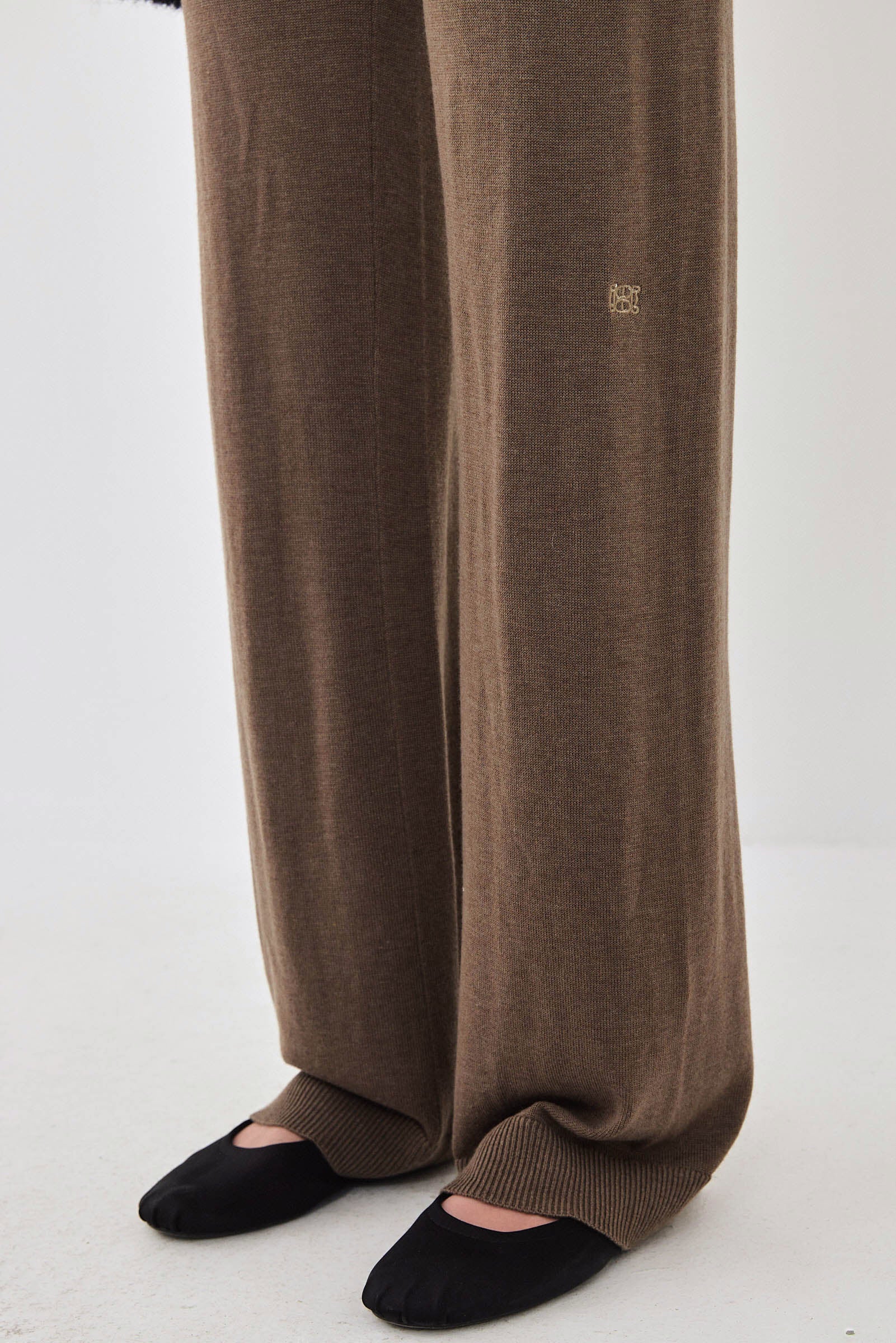 Light Knitted Pants - Image 6
