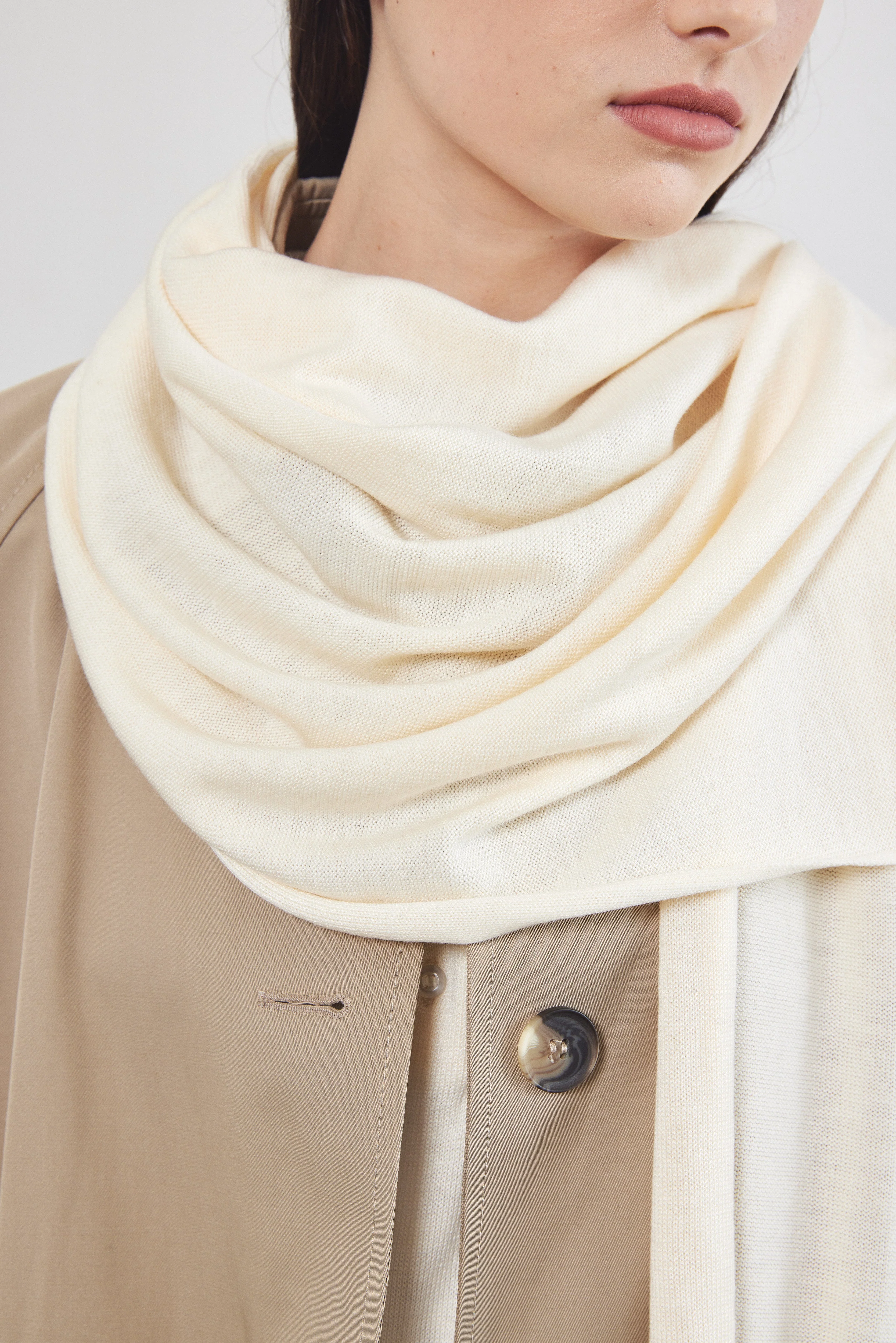 Light Knitted Scarf - Image 4