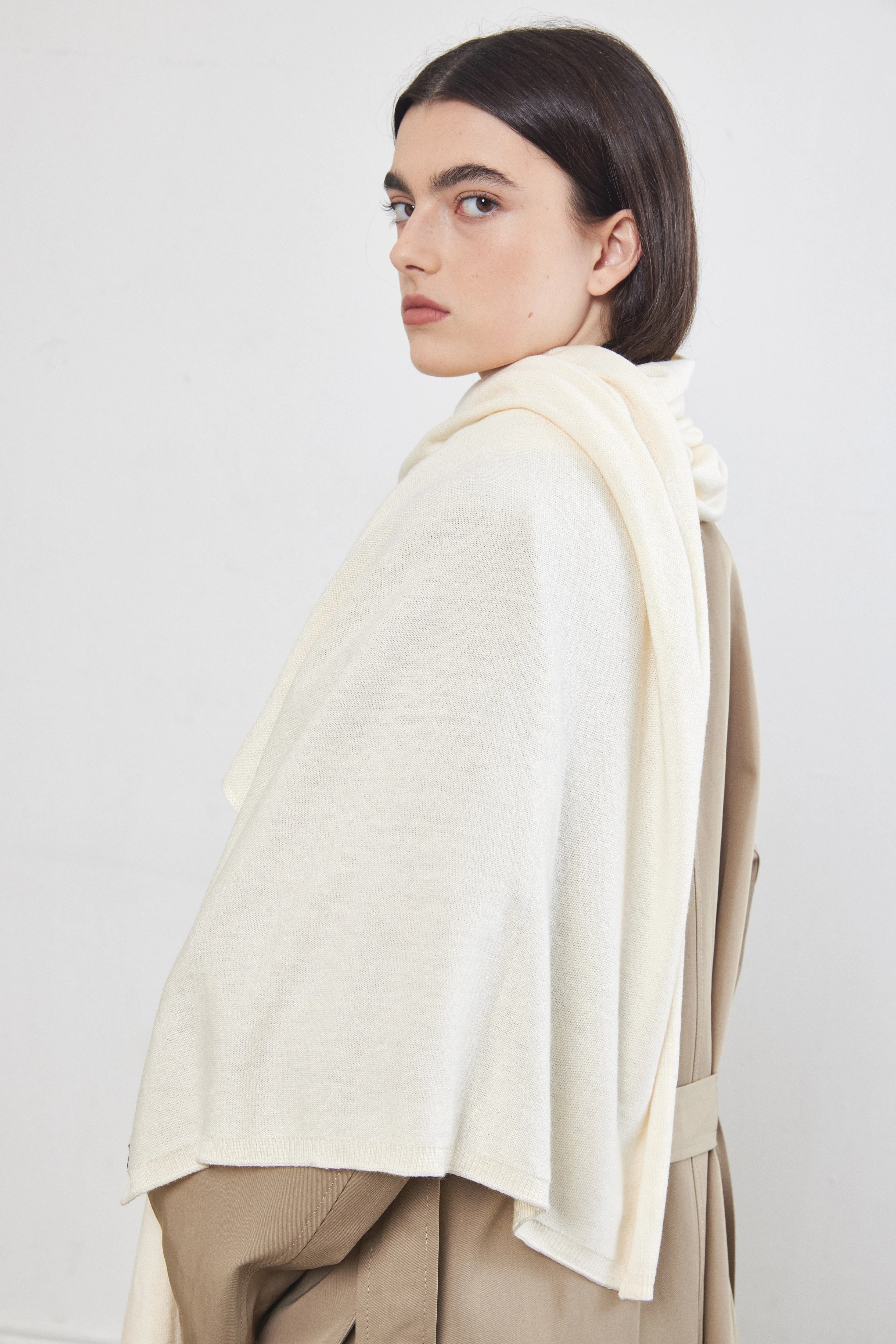 Light Knitted Scarf - Image 6