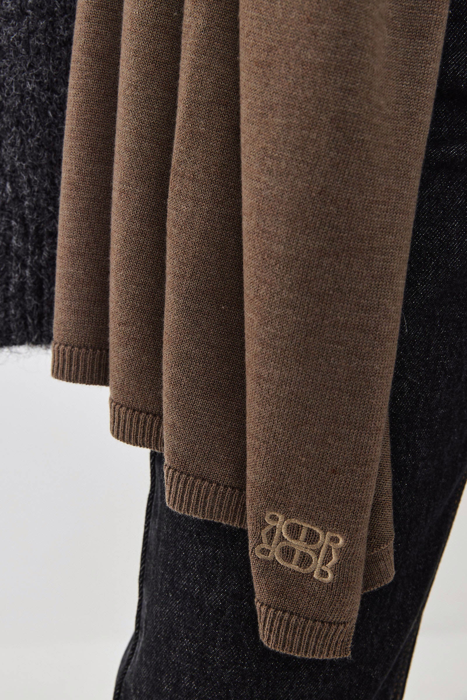 Light Knitted Scarf - Image 3
