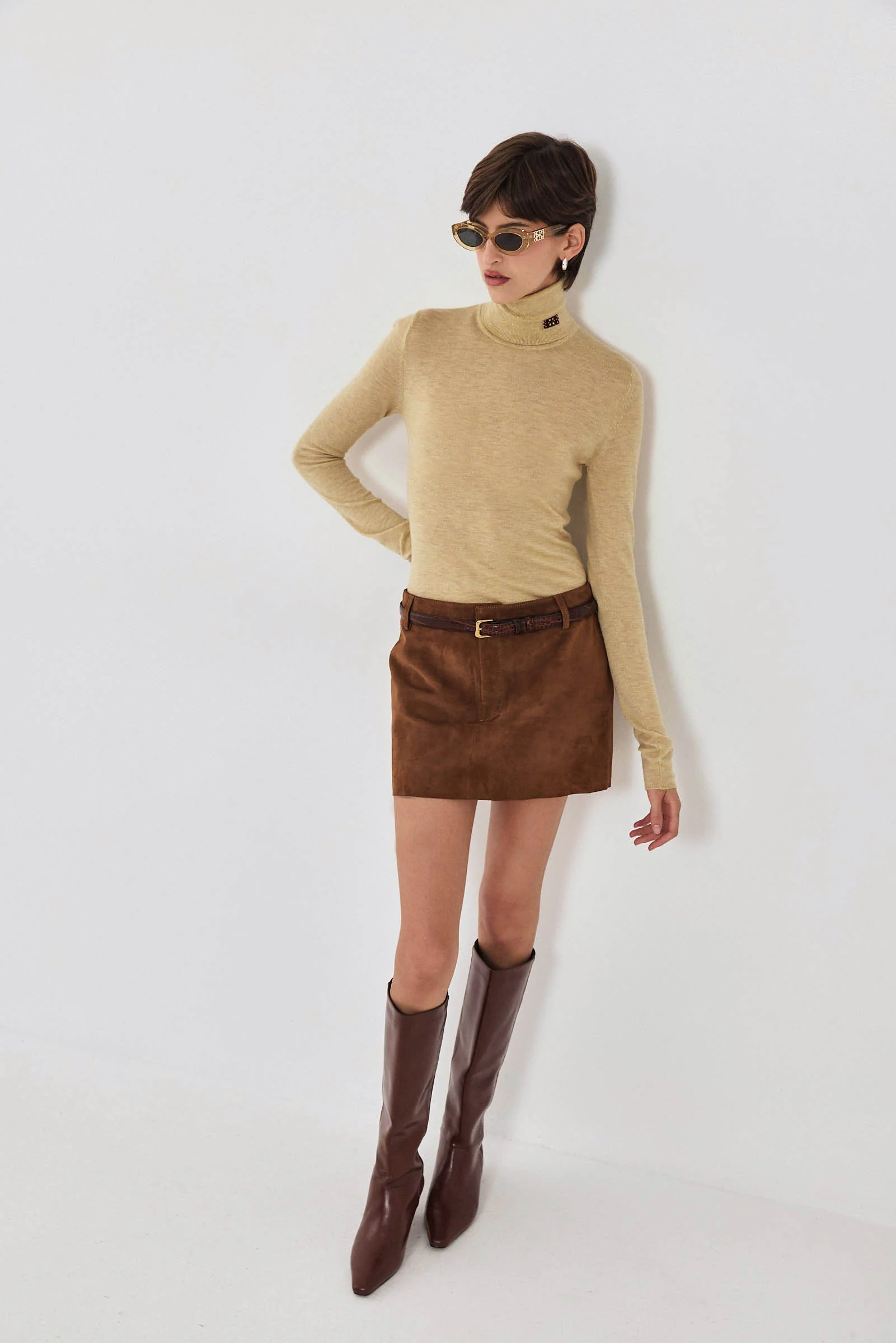 Lightweight Knitted Turtleneck Logo Top - Image 3