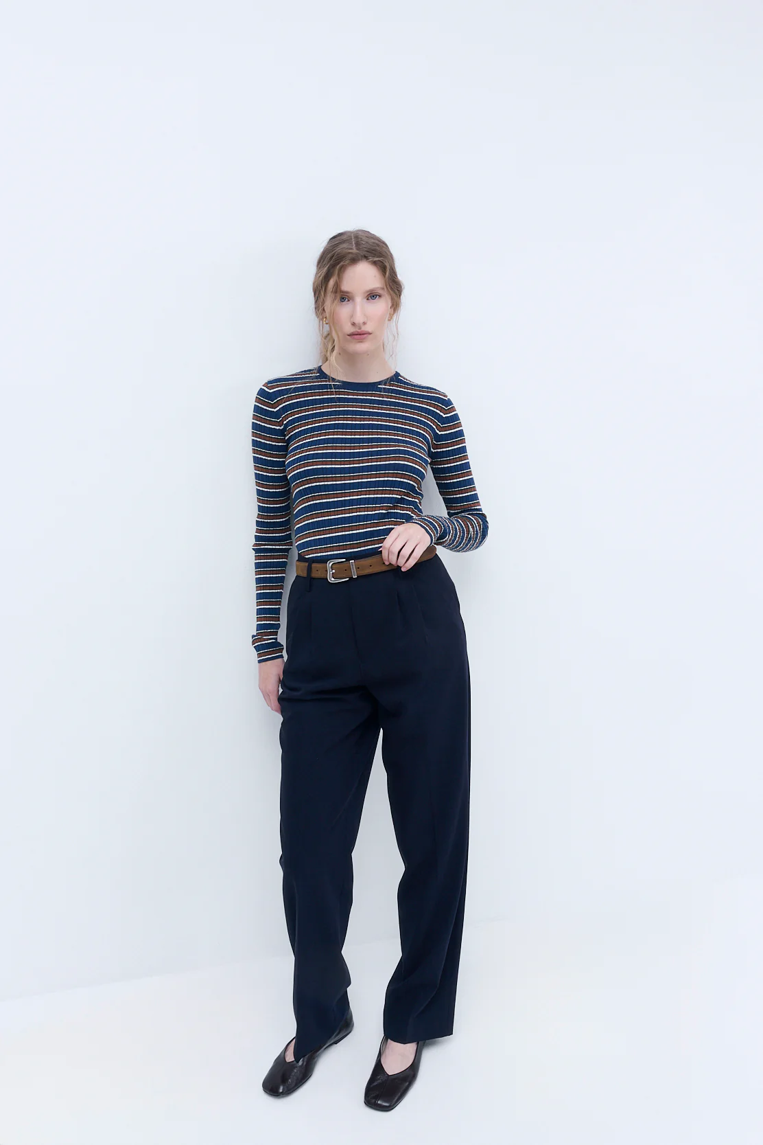 Long Sleeved Ribbed Knit - Image 3