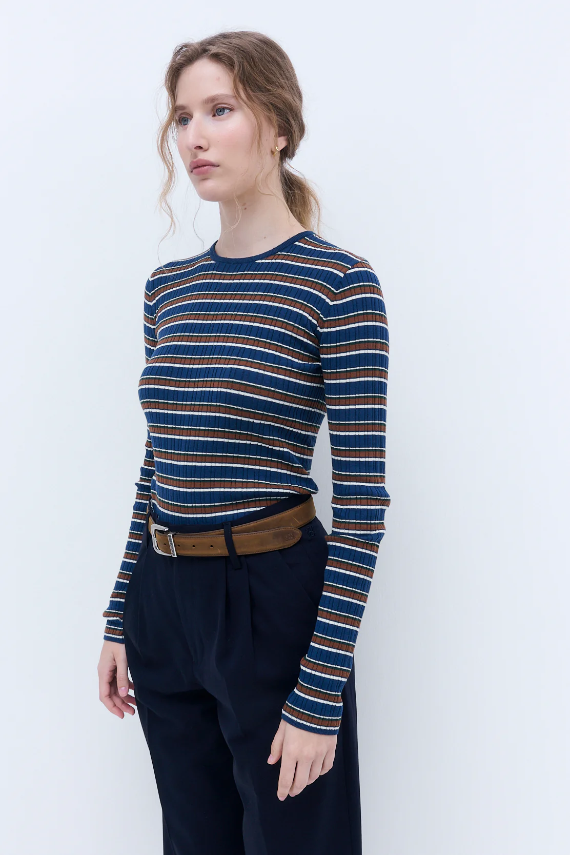 Long Sleeved Ribbed Knit - Image 4