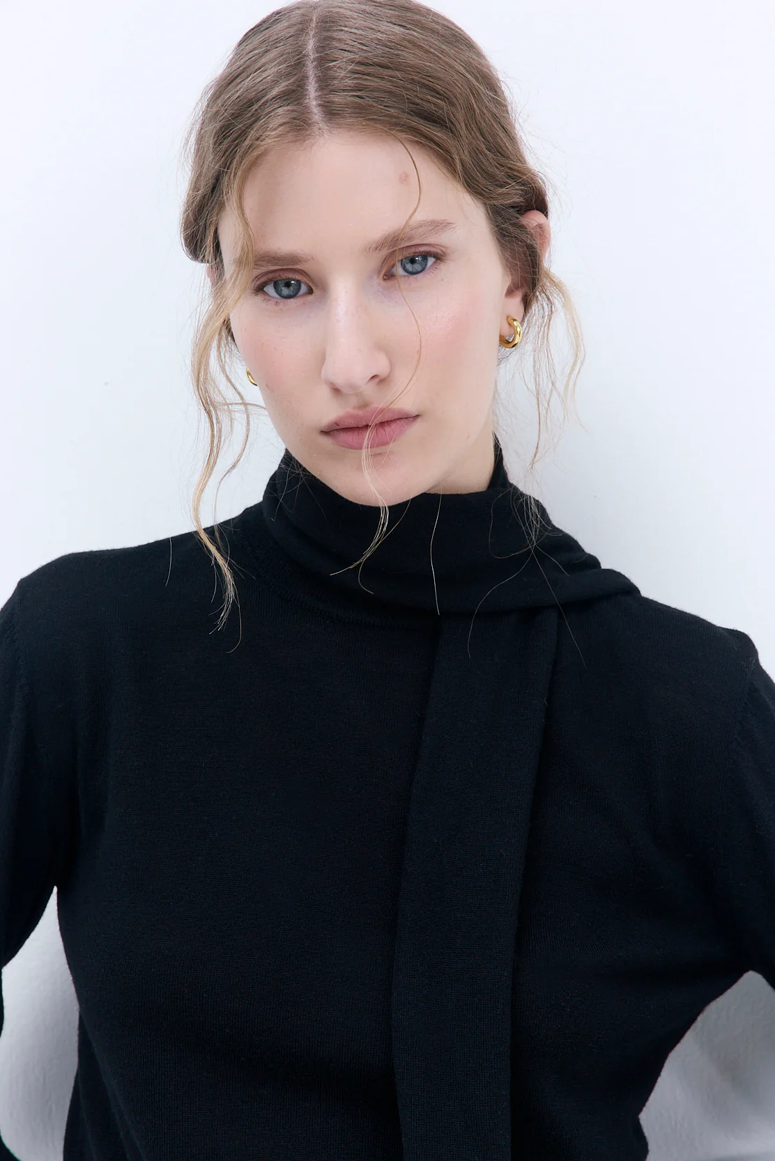 Merino Wool Skinny Scarf - Image 3