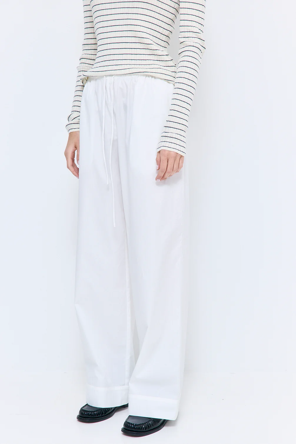 Mid Rise Poplin Pants - Image 4