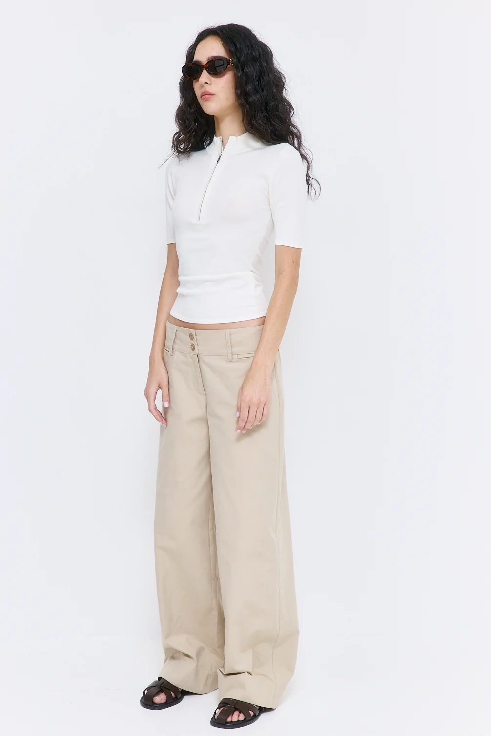 Mid Sleeved Zipper Knit - Image 4