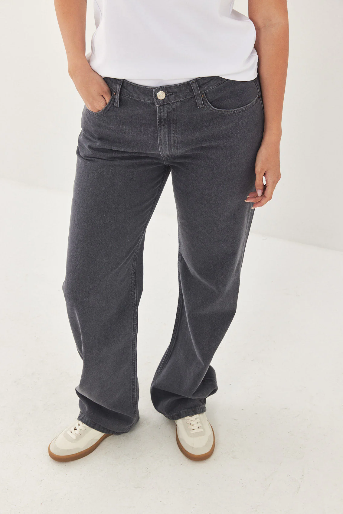No.10| Low Rise Full Length Denim - Image 10