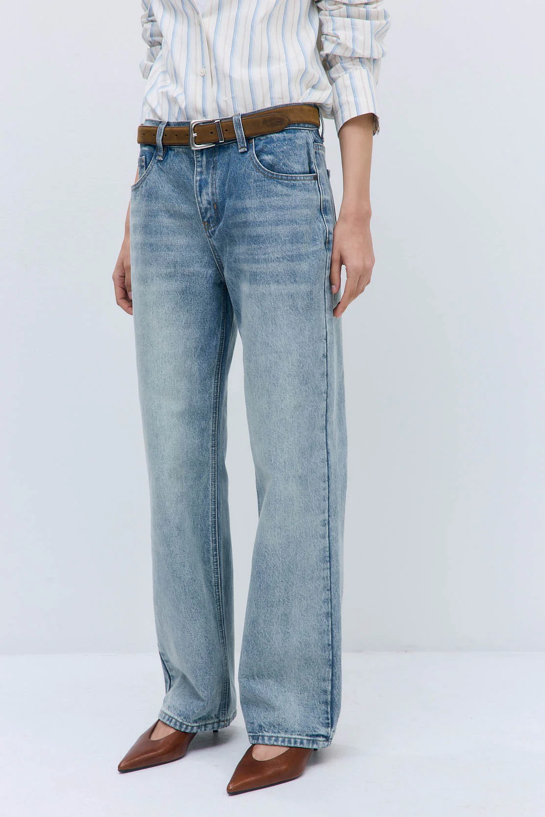 No.11| Mid Rise Full Length Baggy Denim - Image 4