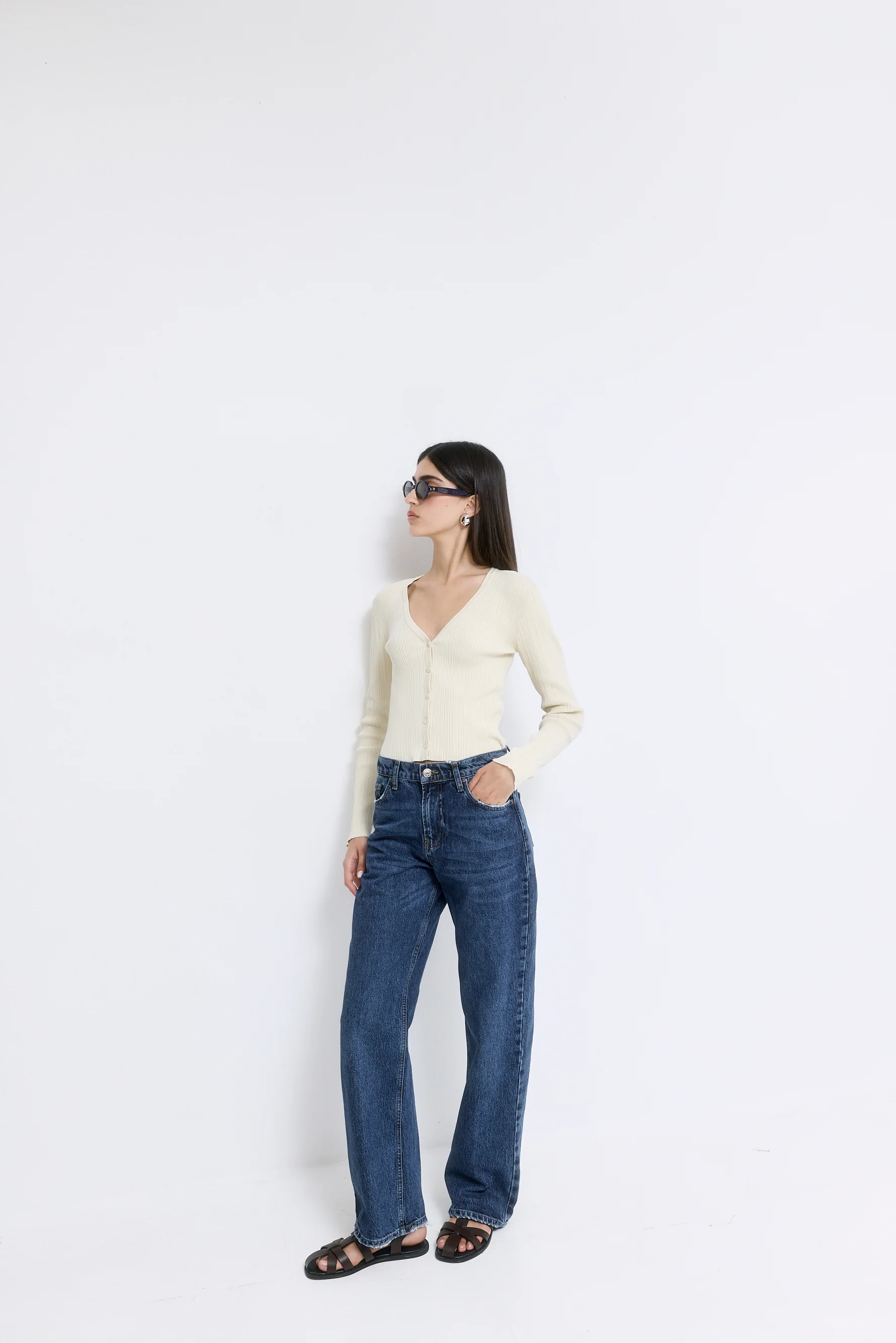 No.11| Mid Rise Full Length Baggy Denim - Image 3