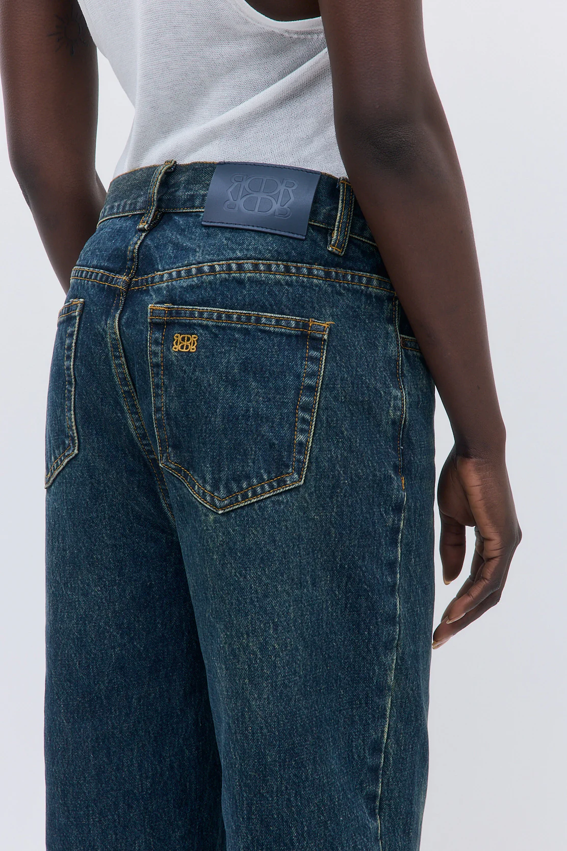 No.13| High Rise Tapered Balloon Denim - Image 6