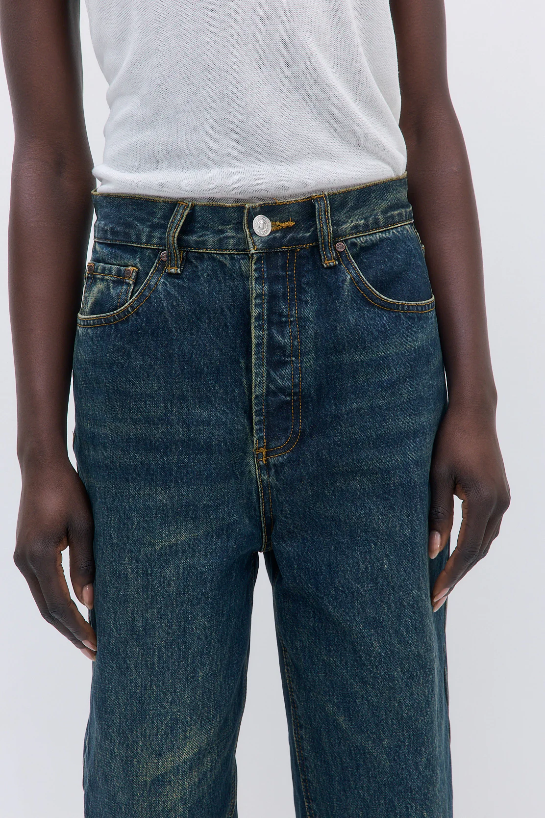 No.13| High Rise Tapered Balloon Denim - Image 7