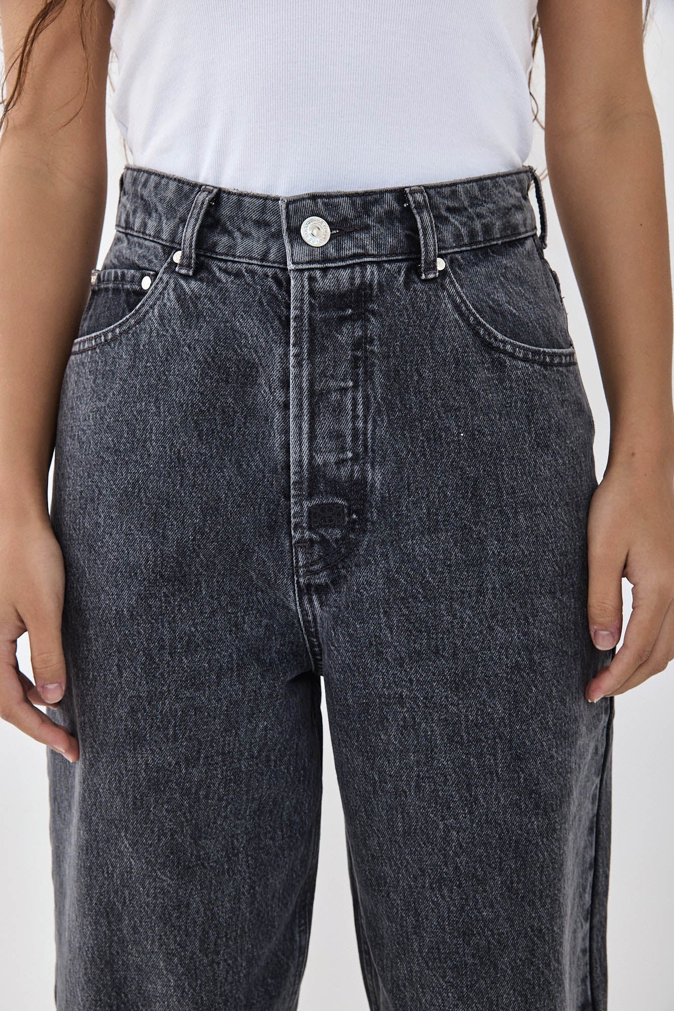 No.13| High Rise Tapered Balloon Denim - Image 6