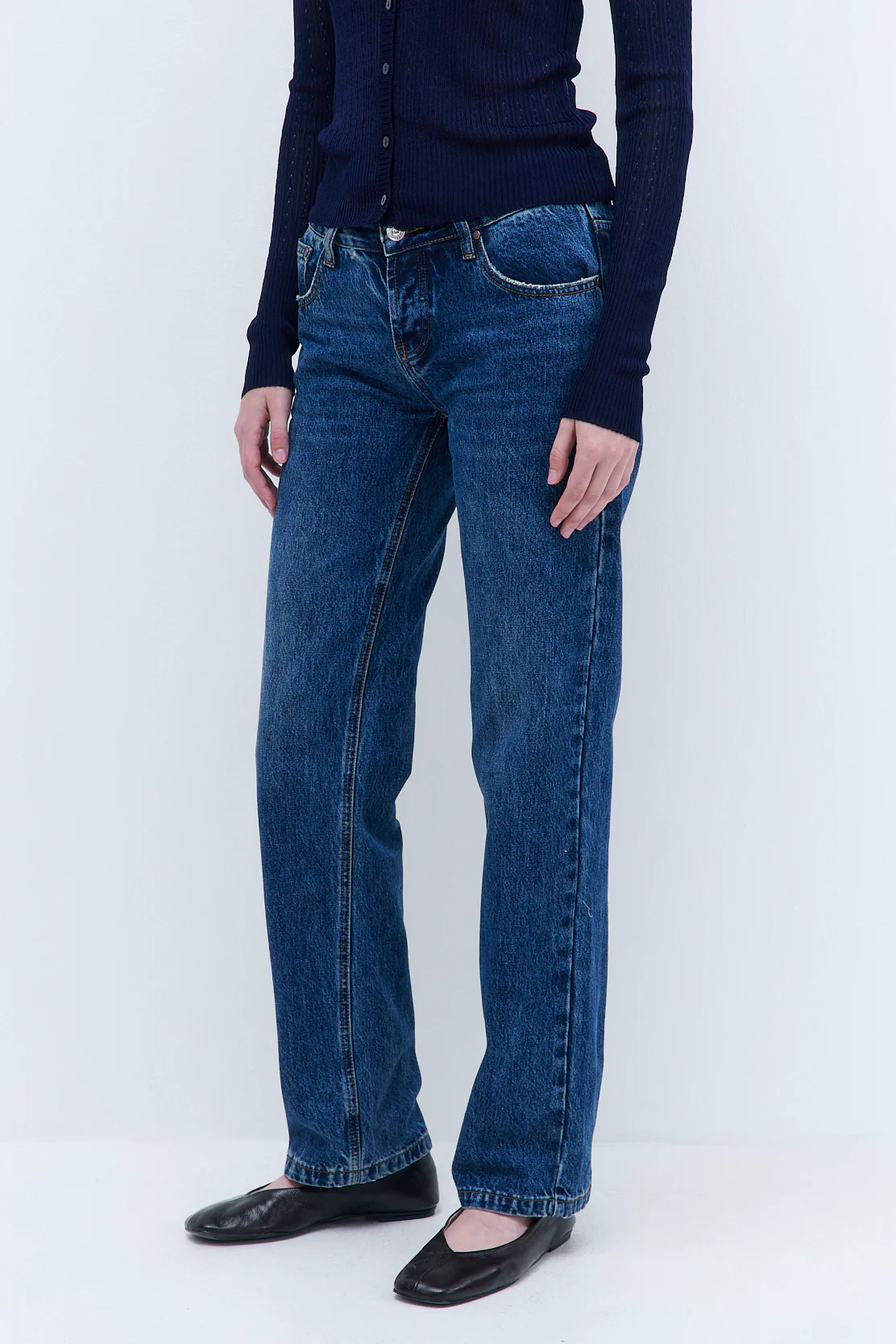 No.15| Low Rise Straight Denim - Image 4