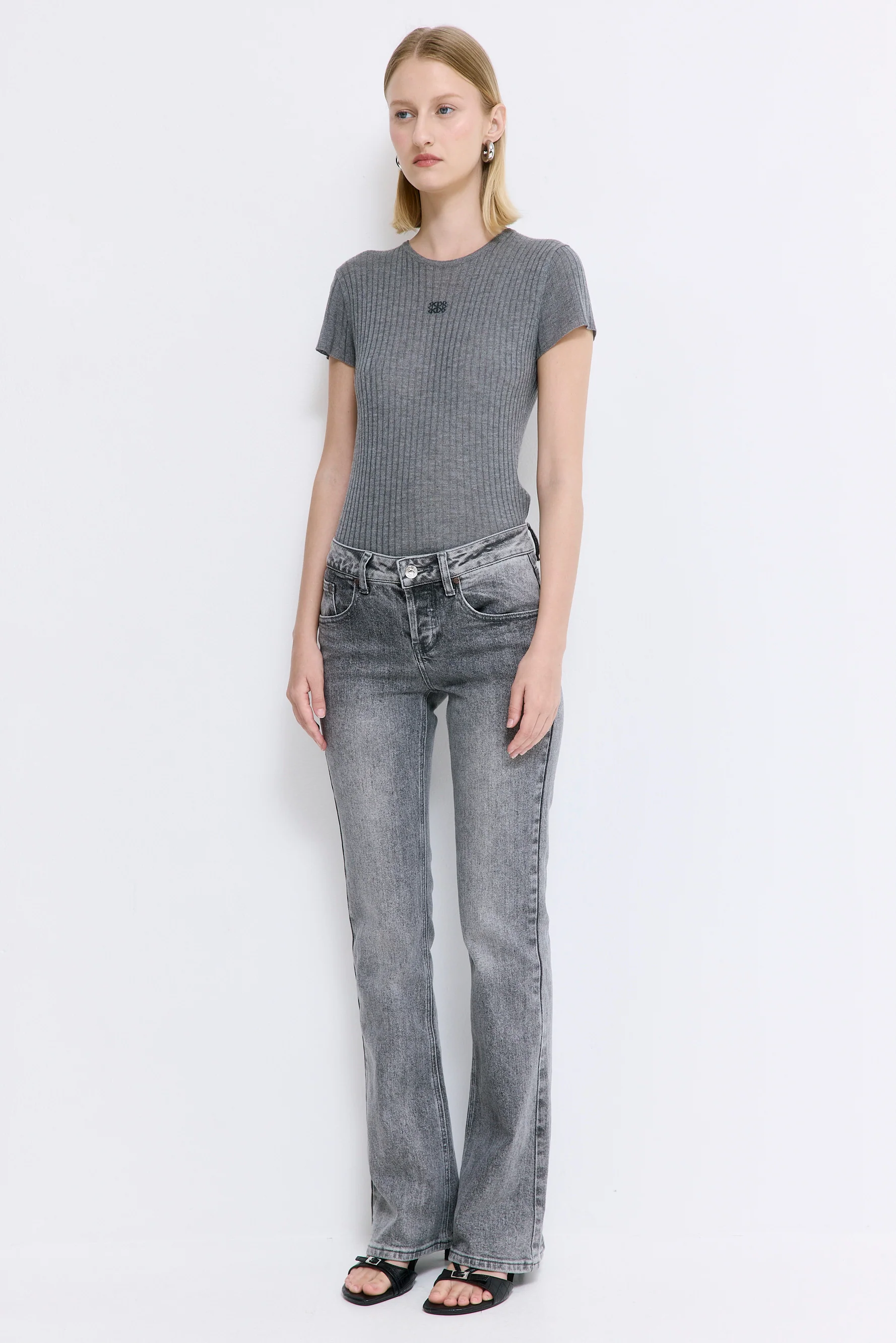 No.17| Mid Rise Bootcut Denim - Image 4