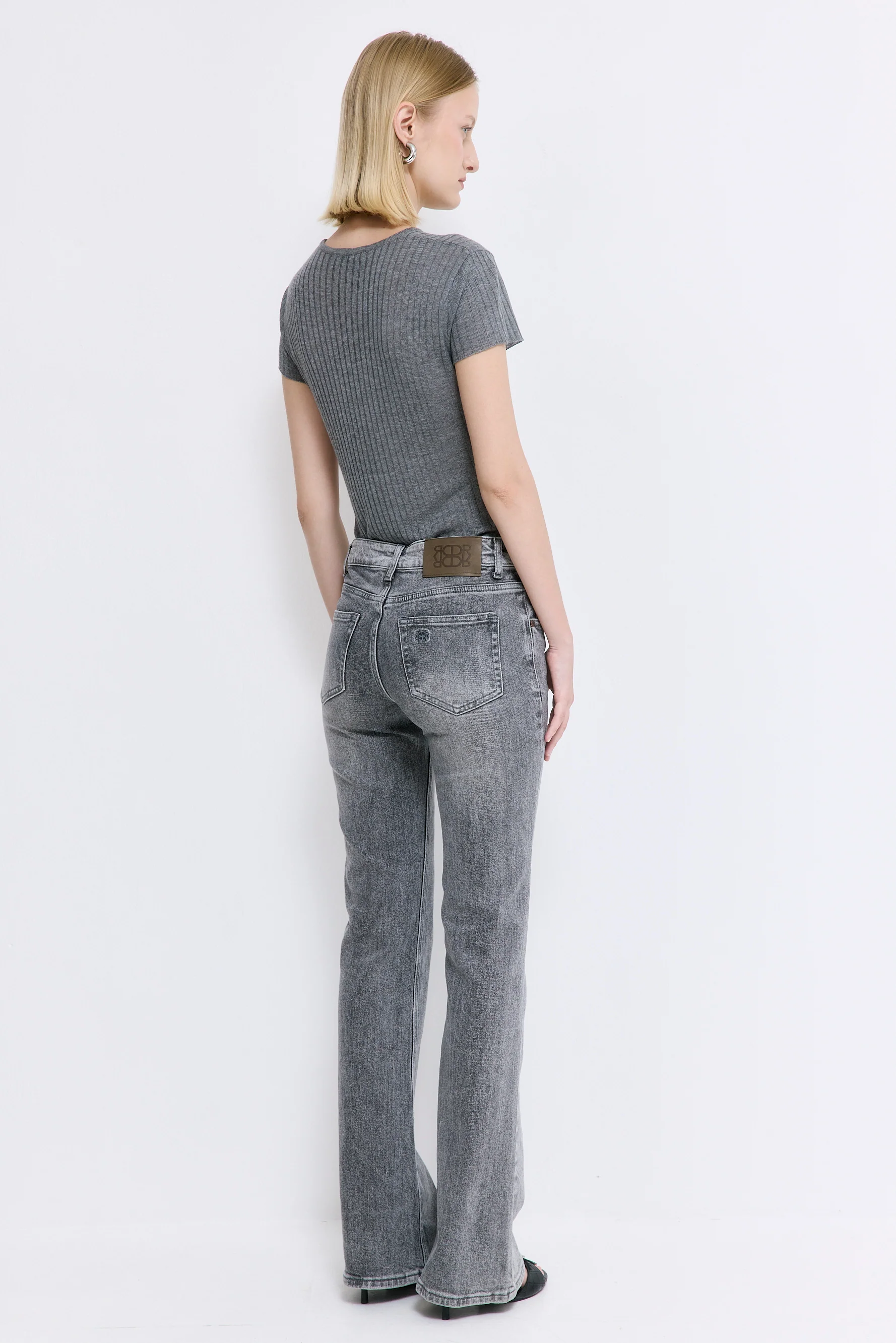 No.17| Mid Rise Bootcut Denim - Image 5