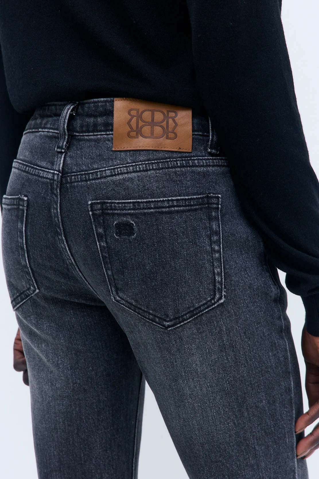 No.18| Mid Rise Fitted Denim - Image 6