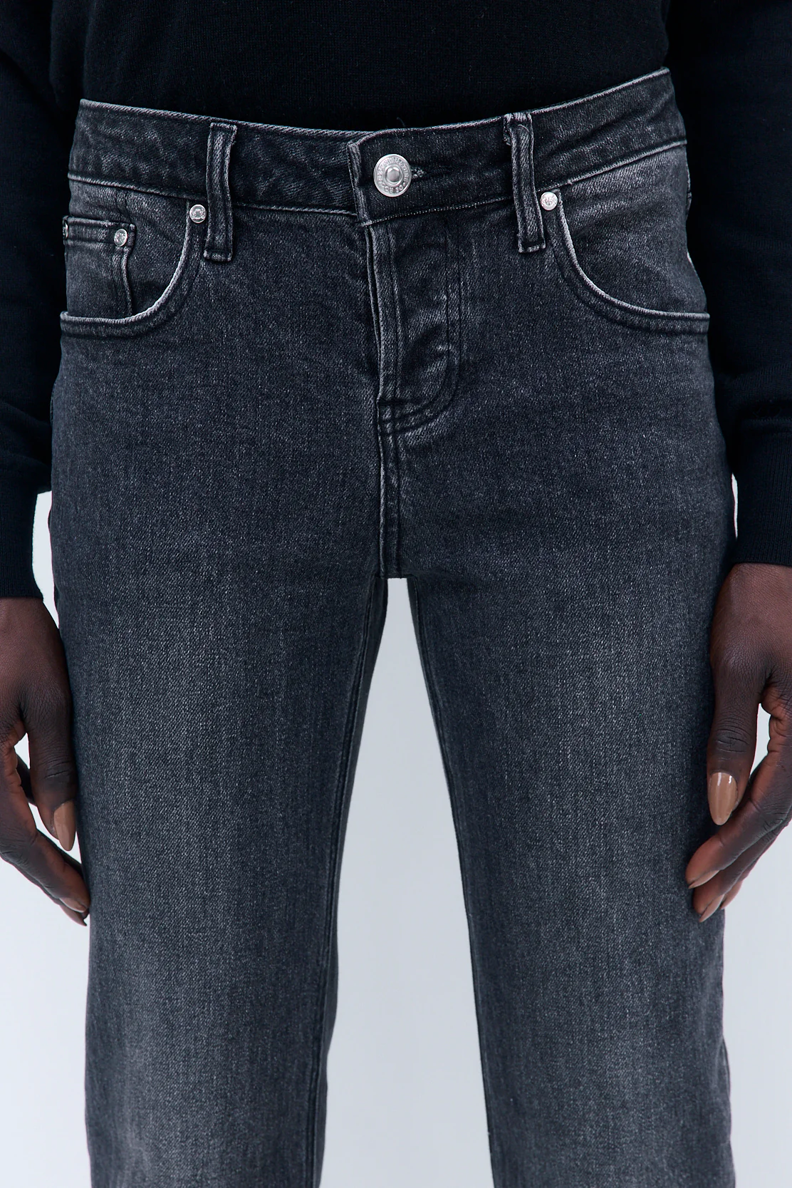 No.18| Mid Rise Fitted Denim - Image 7