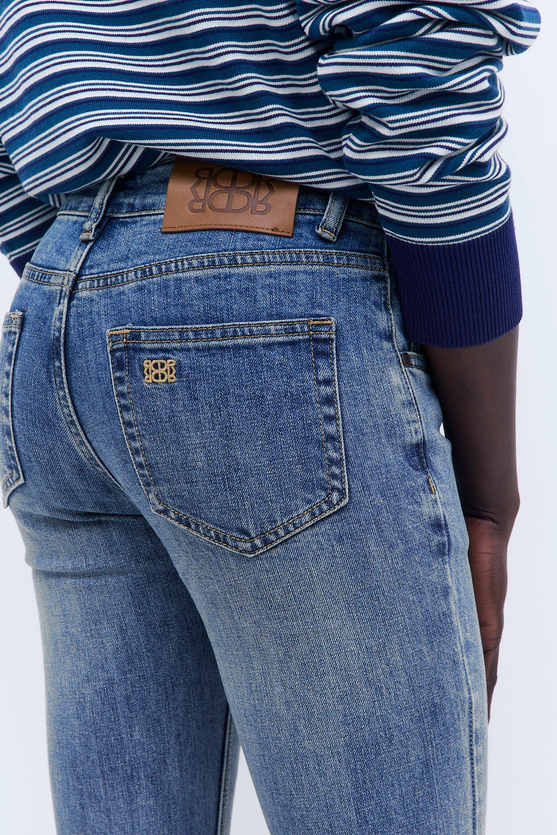No.18| Mid Rise Fitted Denim - Image 6