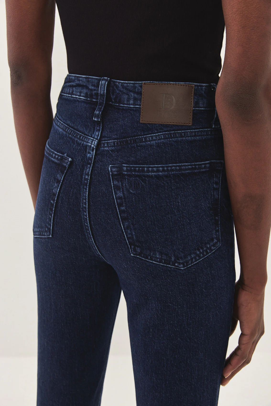 No.4 High Waist Slim Cropped Denim - Image 6