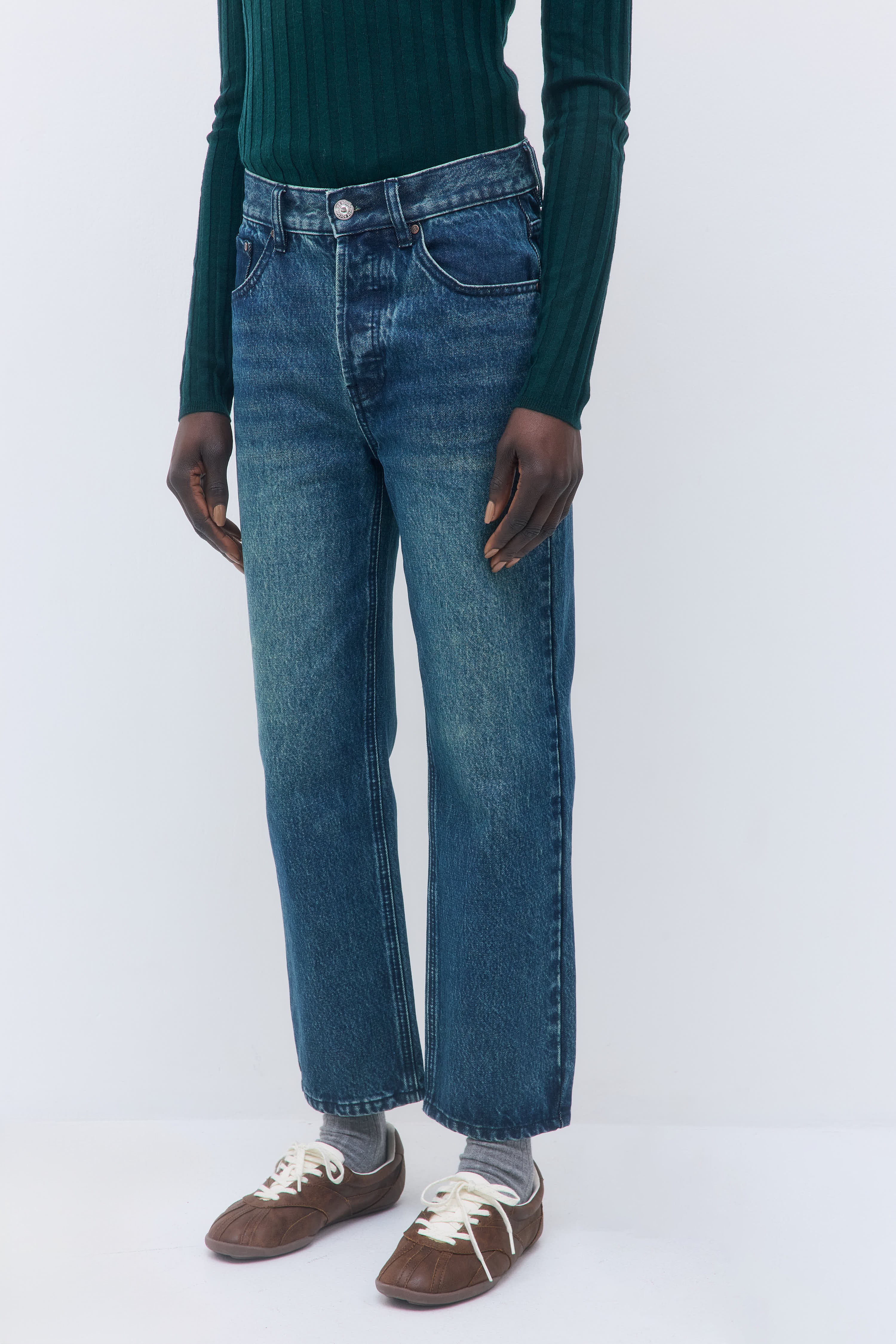 No.5| High Waist Straight Cropped Denim - Image 4
