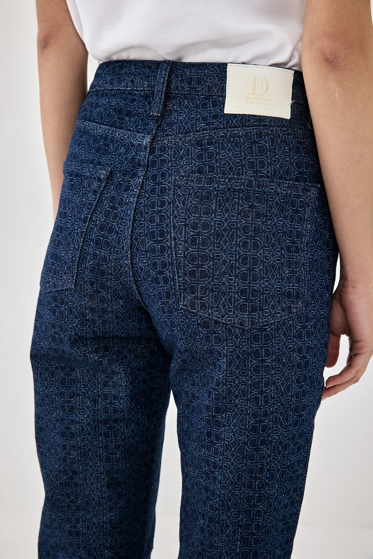Dr Monogram No.6 High Waist Straight Denim - Image 6