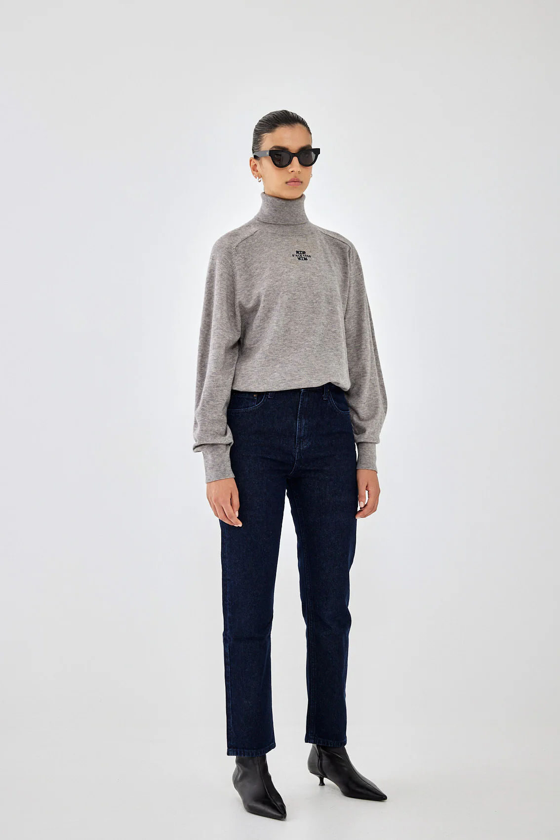 No.9| High Waist Straight Cropped Denim - Image 4