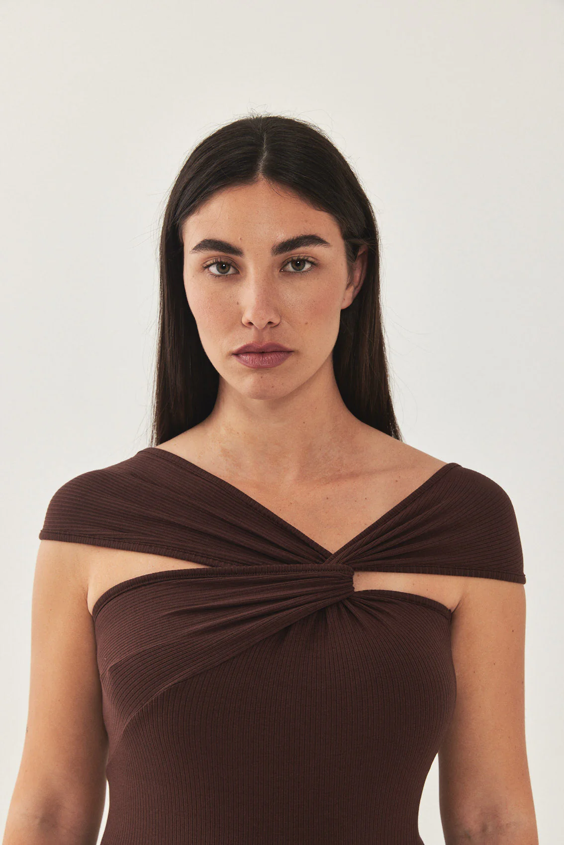 Off Shoulder Ribbed Tank Top - Image 8