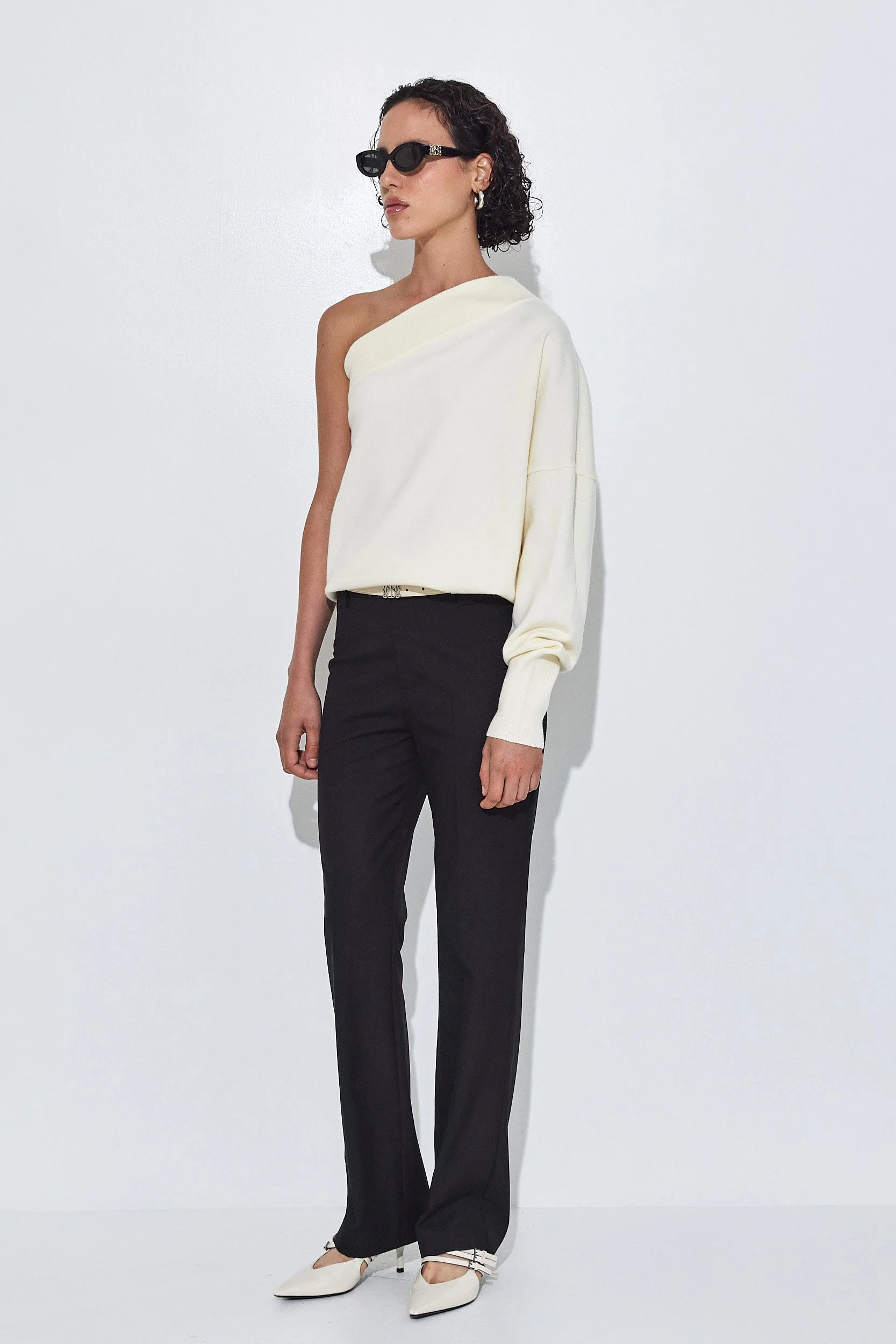 One Shoulder Jumper - Image 4