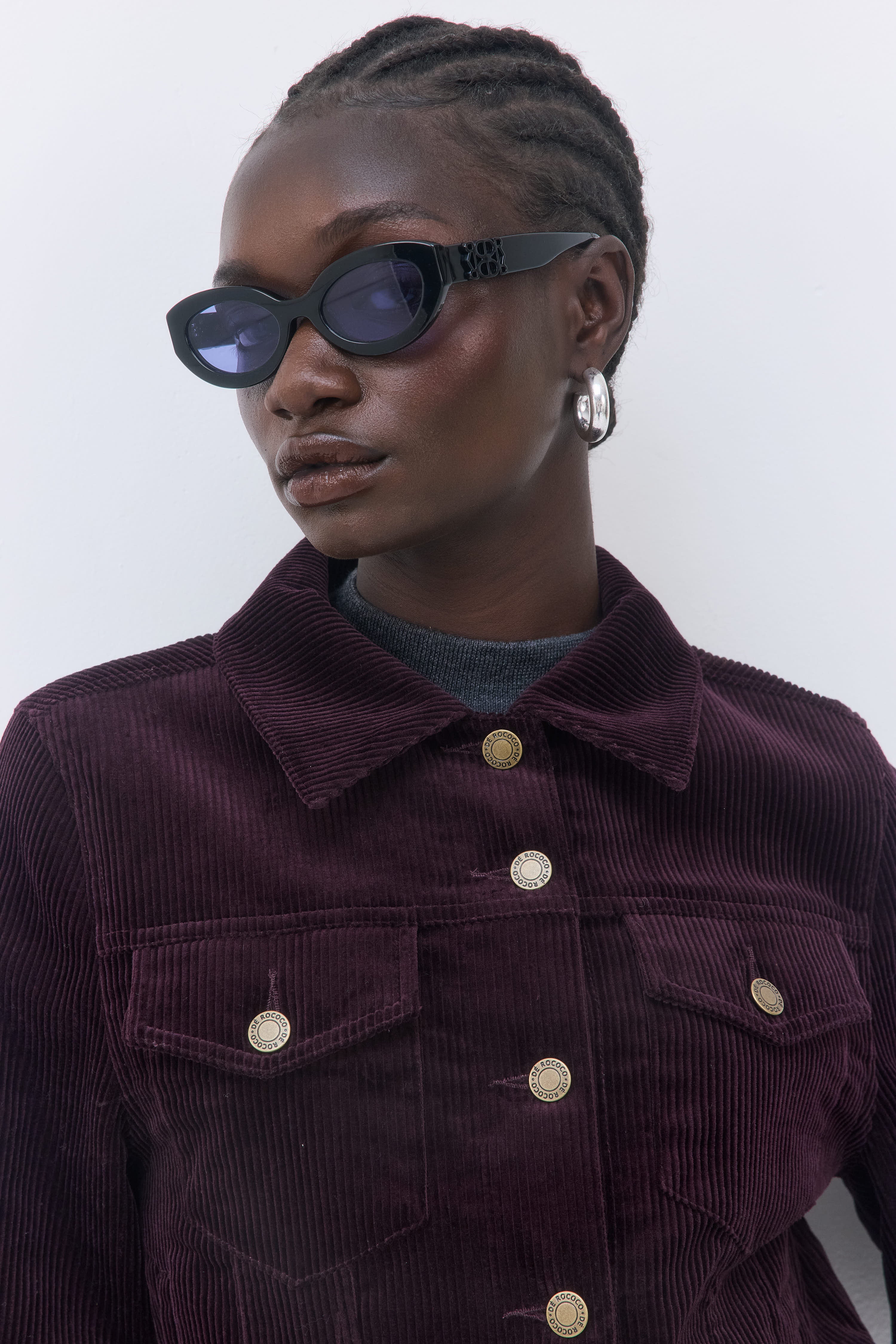 Oval Sunglasses - Image 4