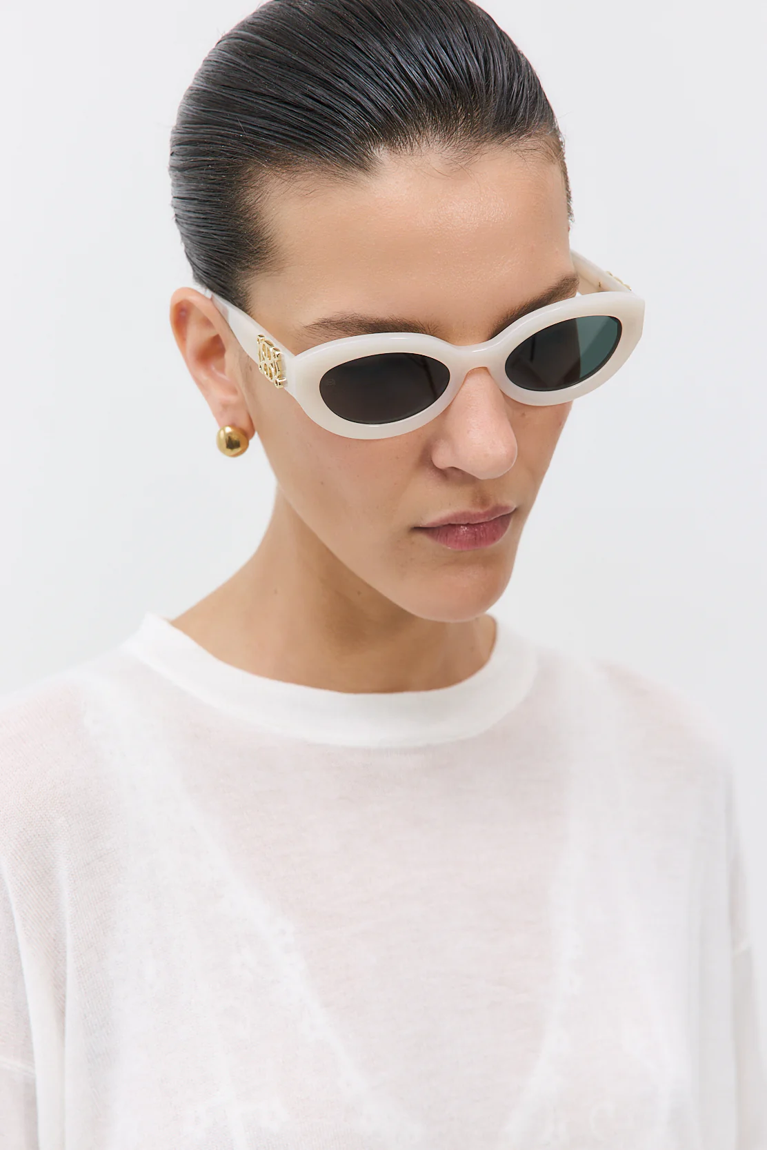 Oval Sunglasses - Image 4