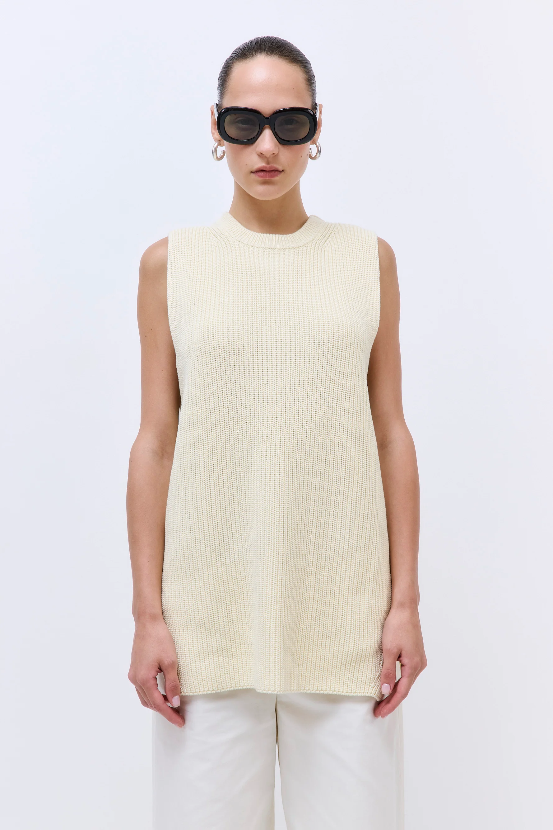 Oversized Crewneck Vest