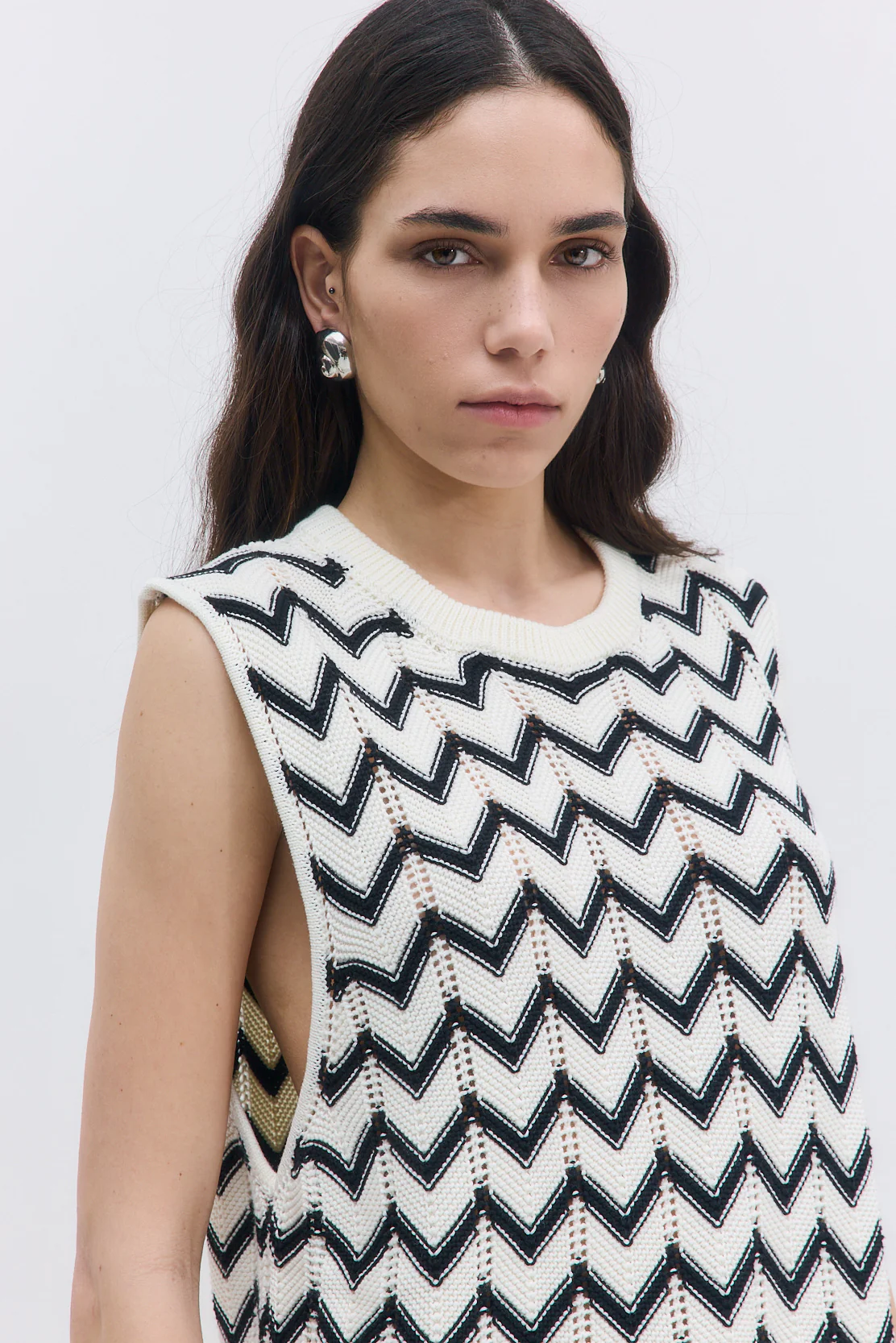 Oversized Crochet Pattern Vest - Image 6