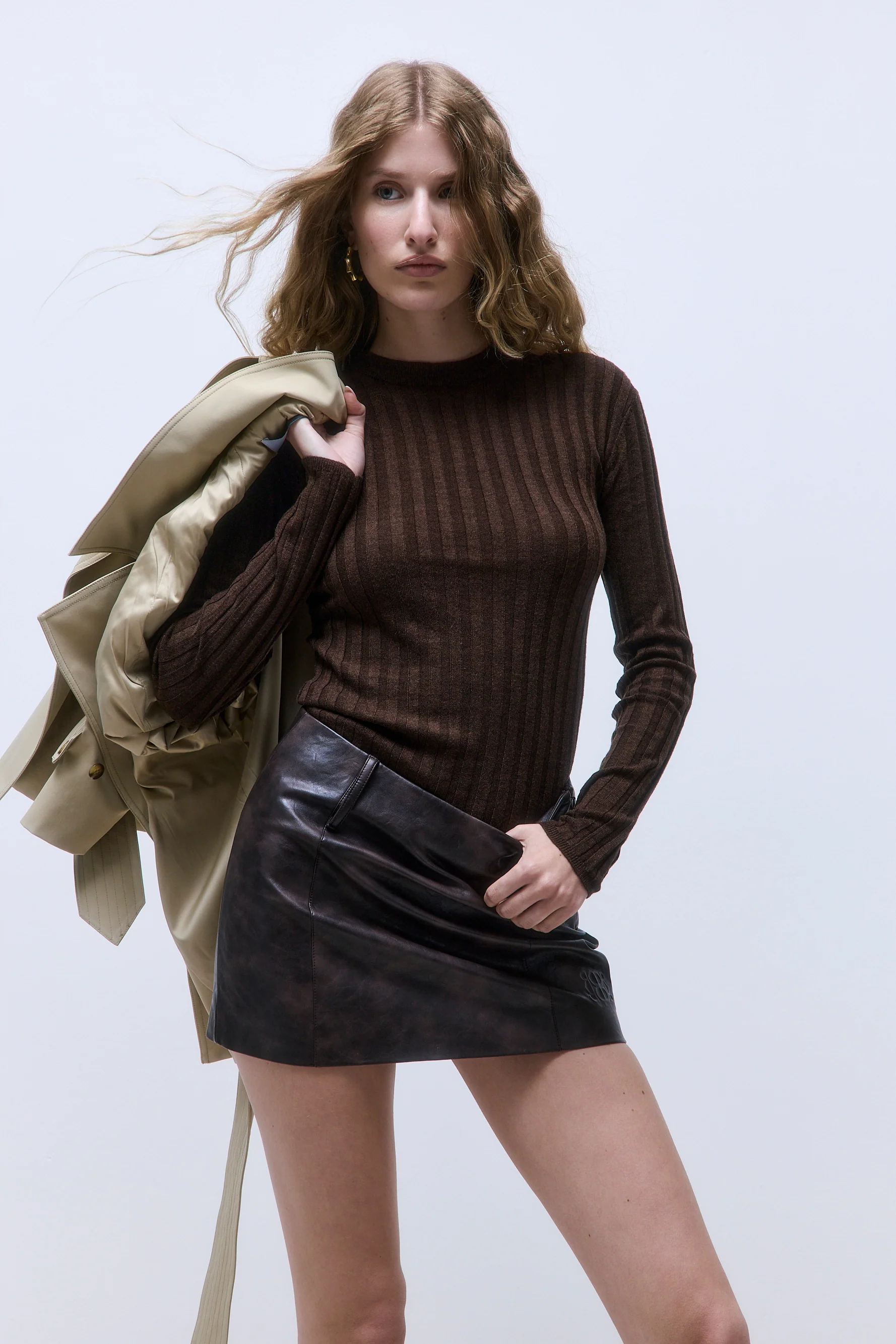 Oversized Cropped Double Breasted Trench Coat - Image 10