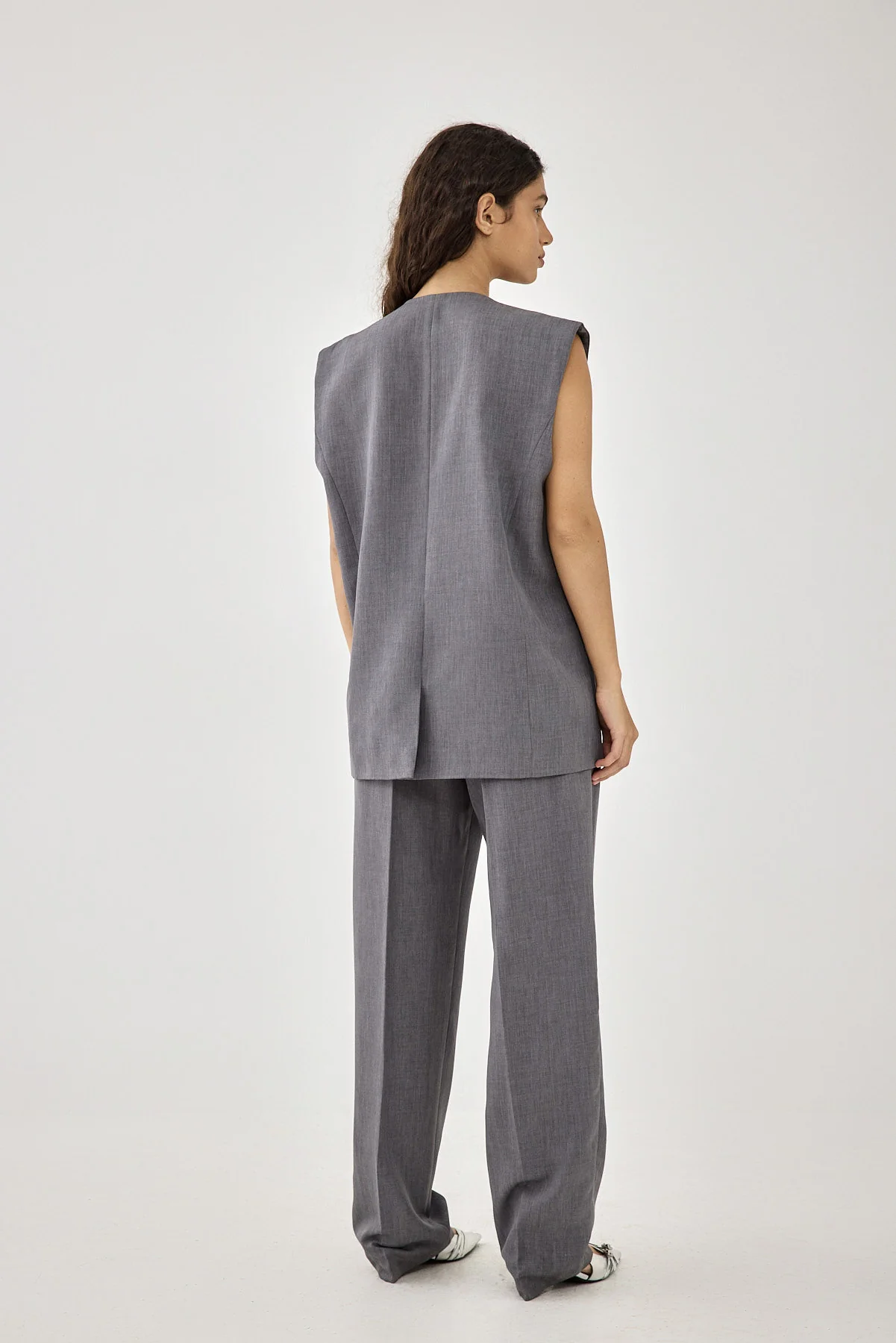 Oversized Tailored Daddy Vest - Image 5