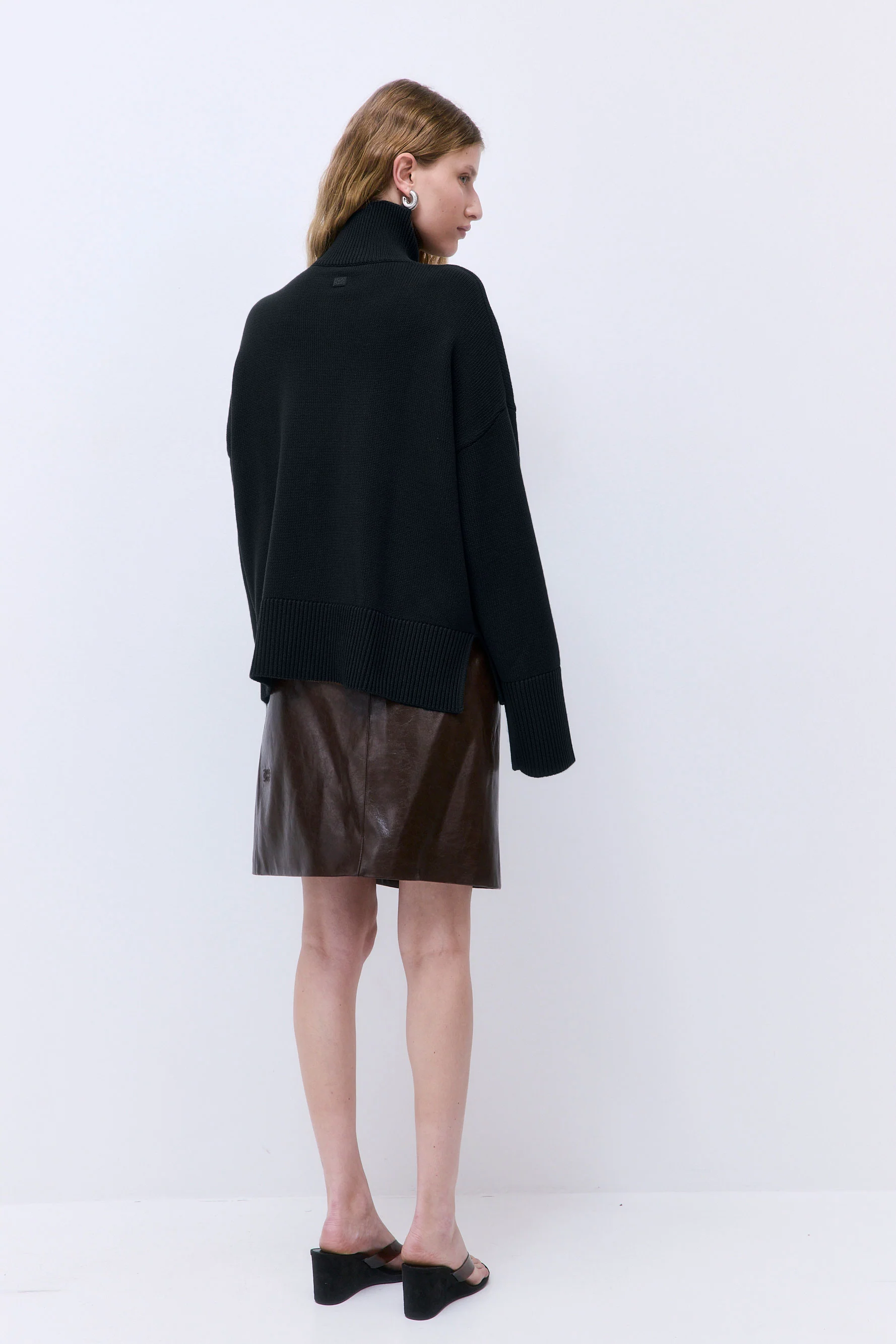 Oversized Turtleneck Jumper - Image 4