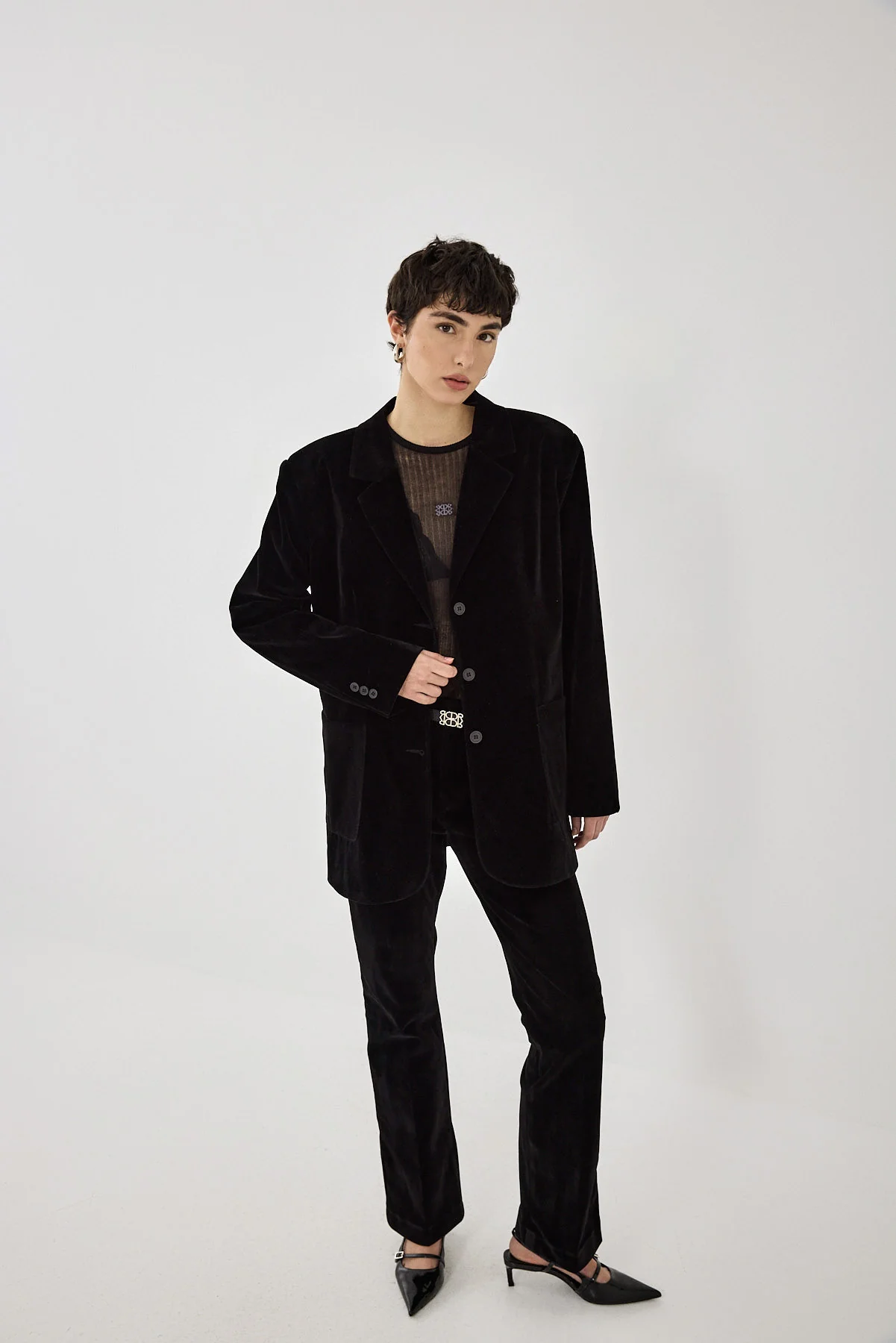 Oversized Rigid Velvet Blazer - Image 3