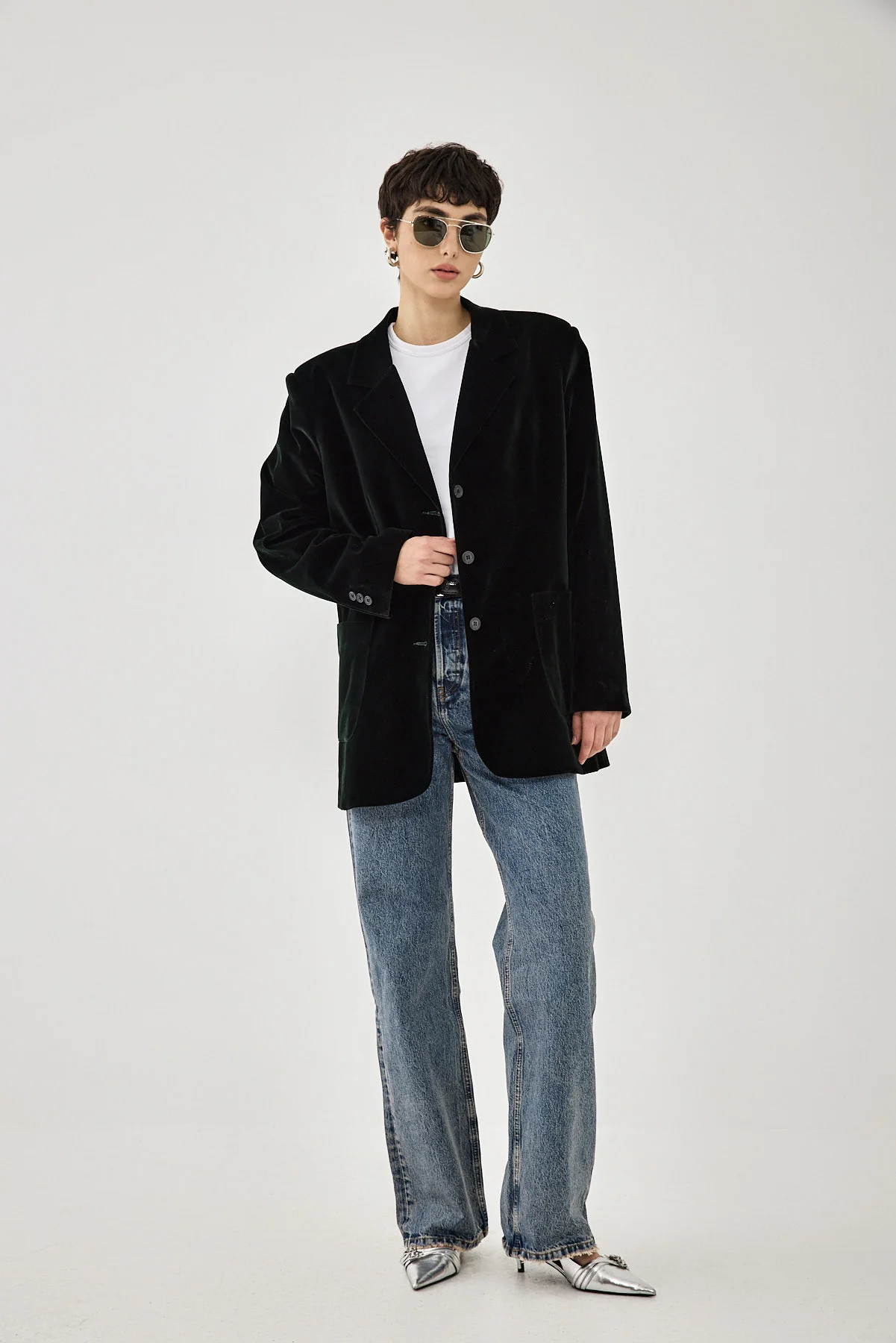 Oversized Rigid Velvet Blazer - Image 2