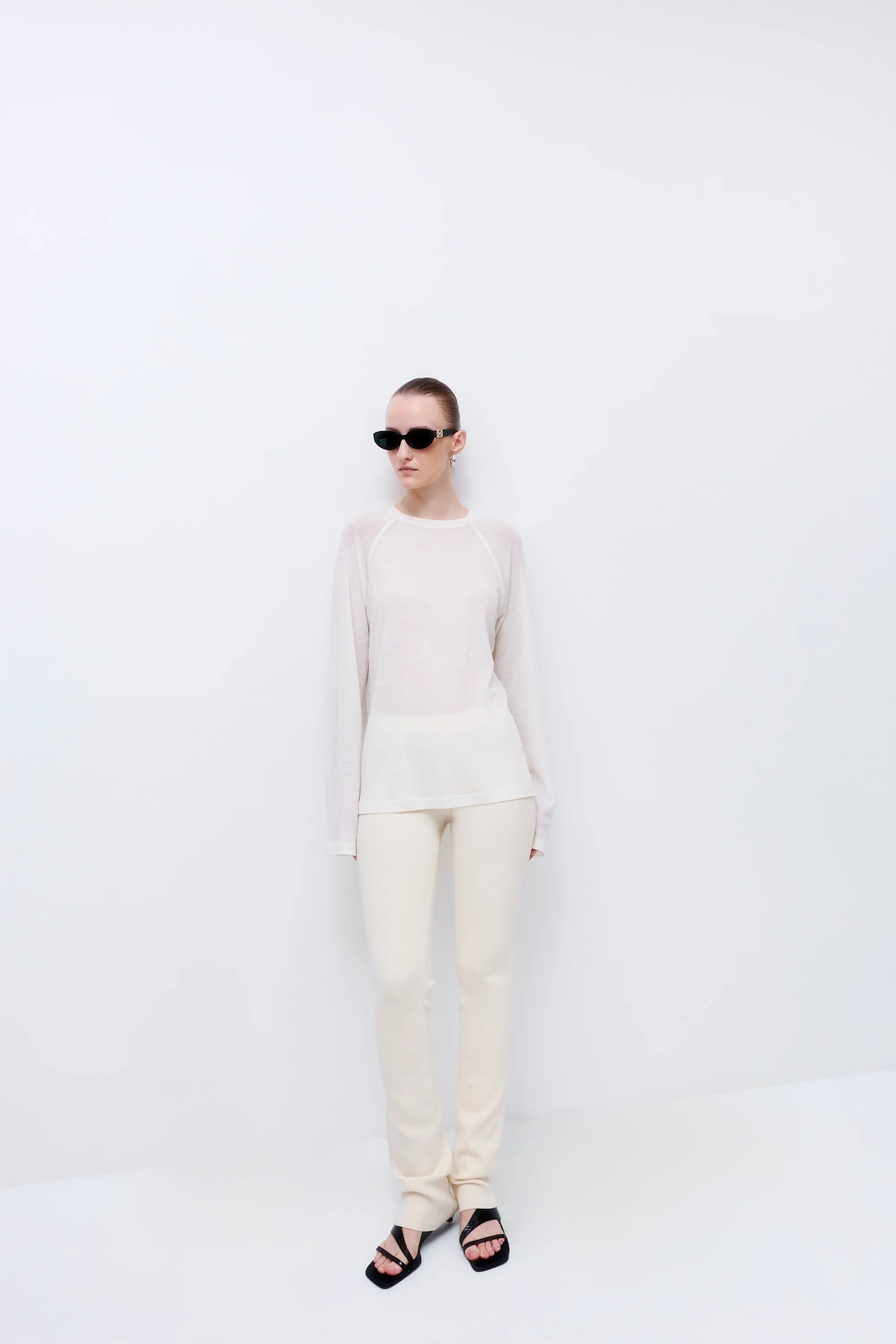 Oversized Wool Long Sleeve - Image 3
