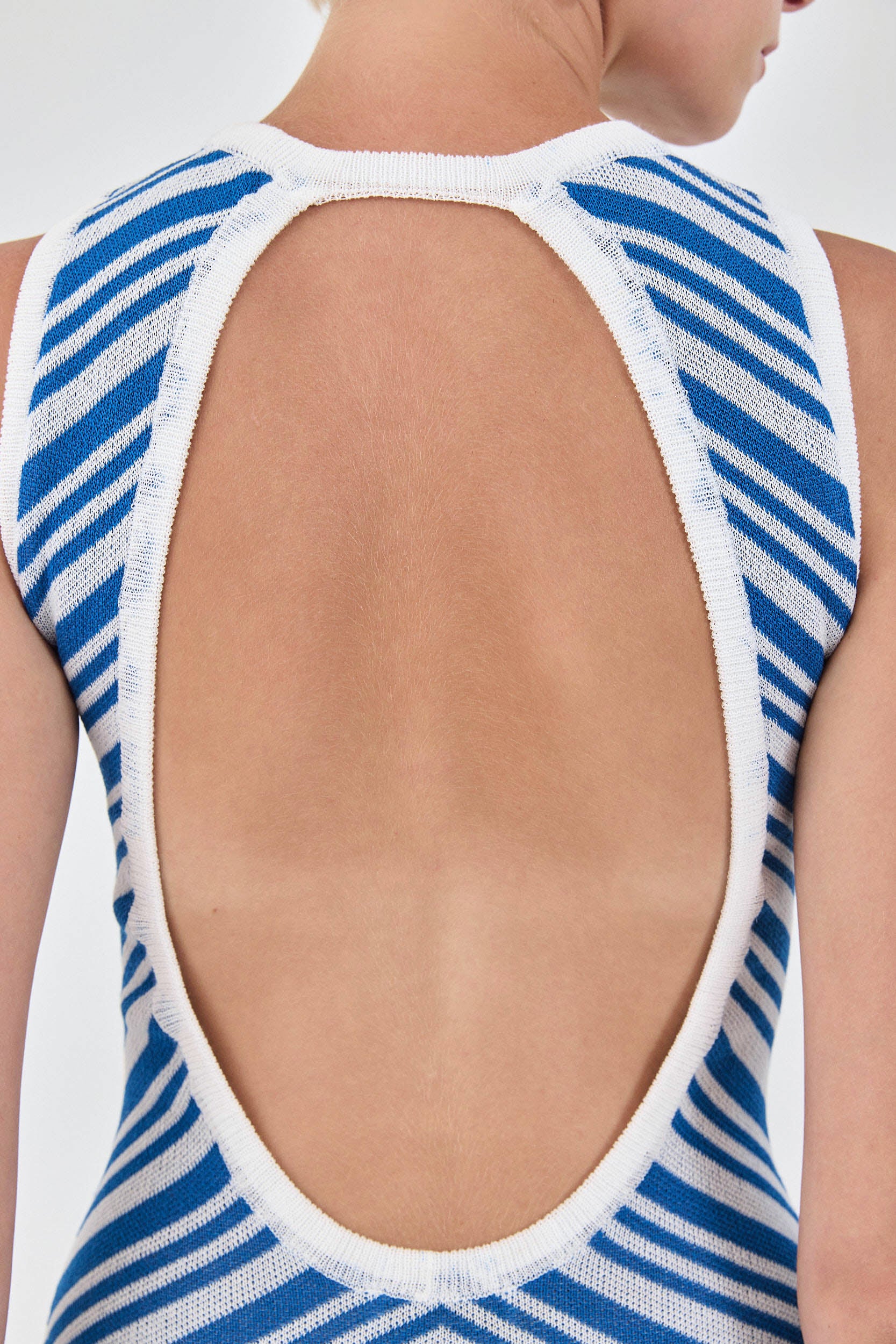 Pattern Knitted Open Back Mini Dress - Image 8