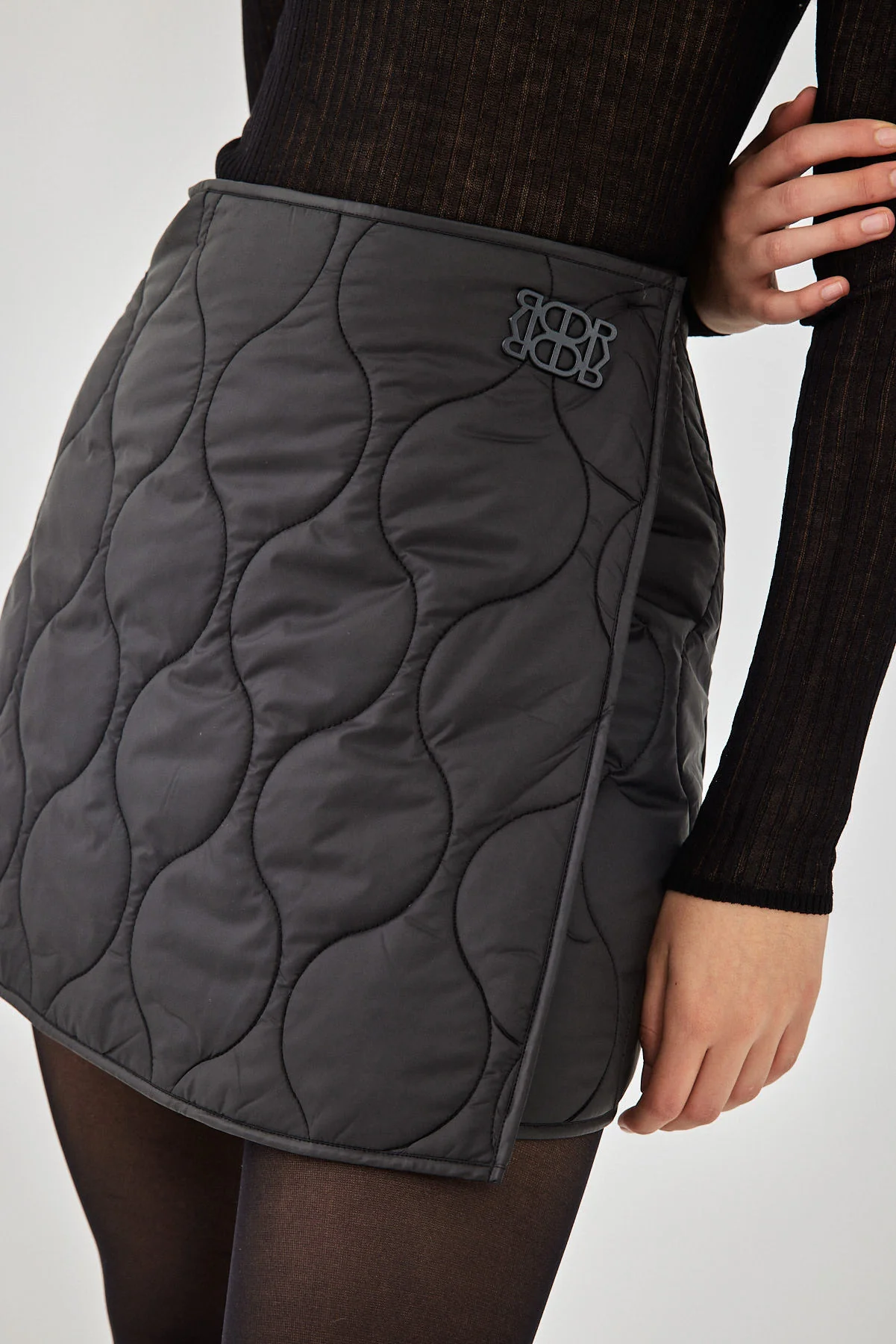 Quilted Mini Skirt - Image 7