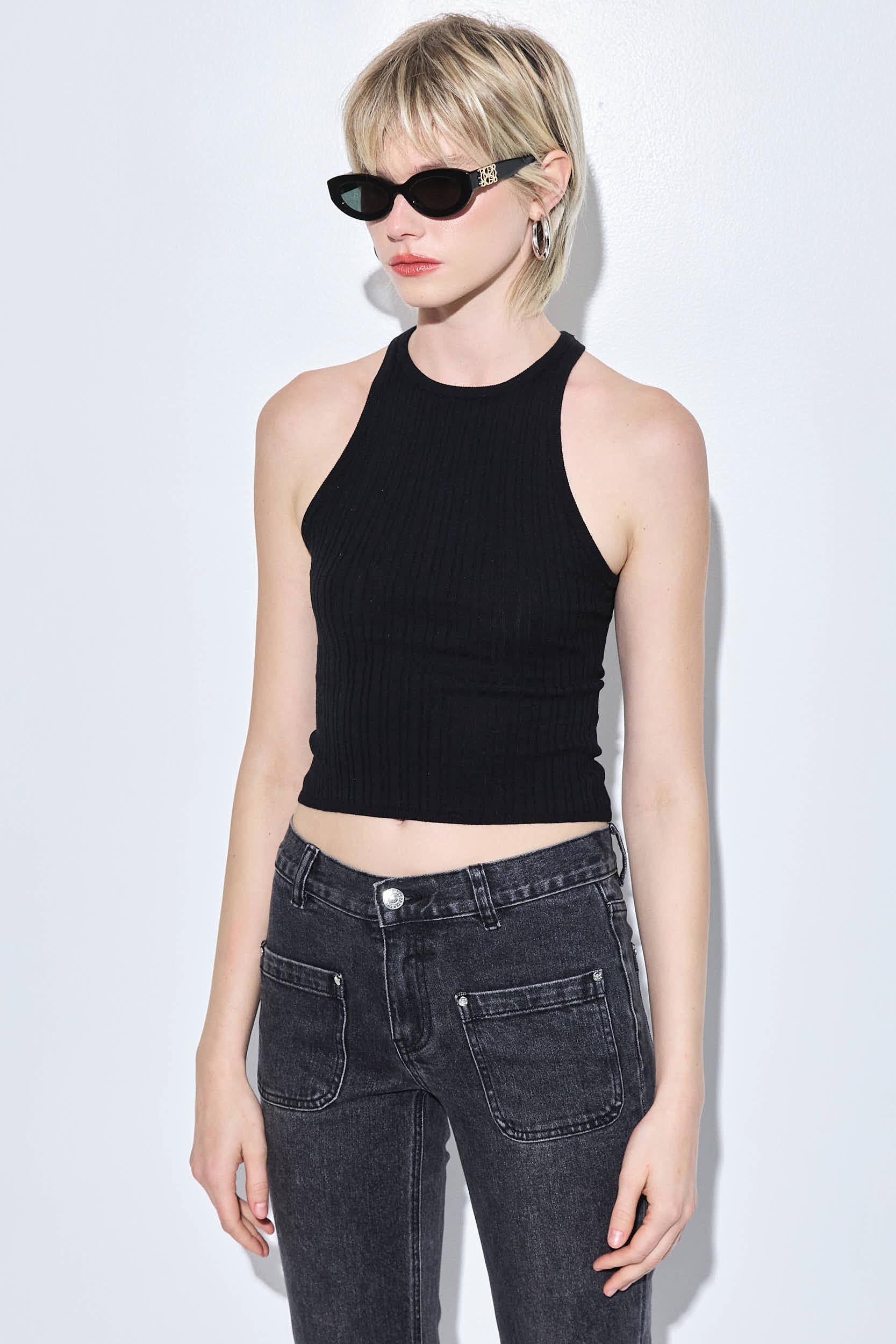 Ribbed Crew Neck Tank Top - Image 4
