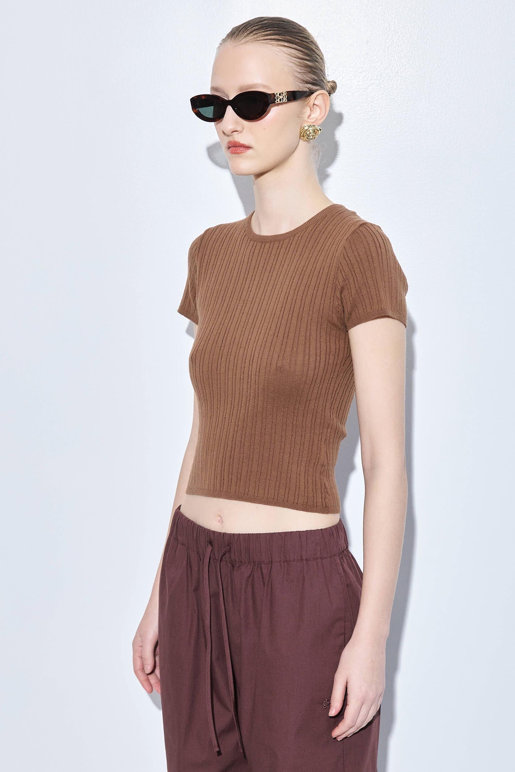 Ribbed Crew Neck Tee - Image 4