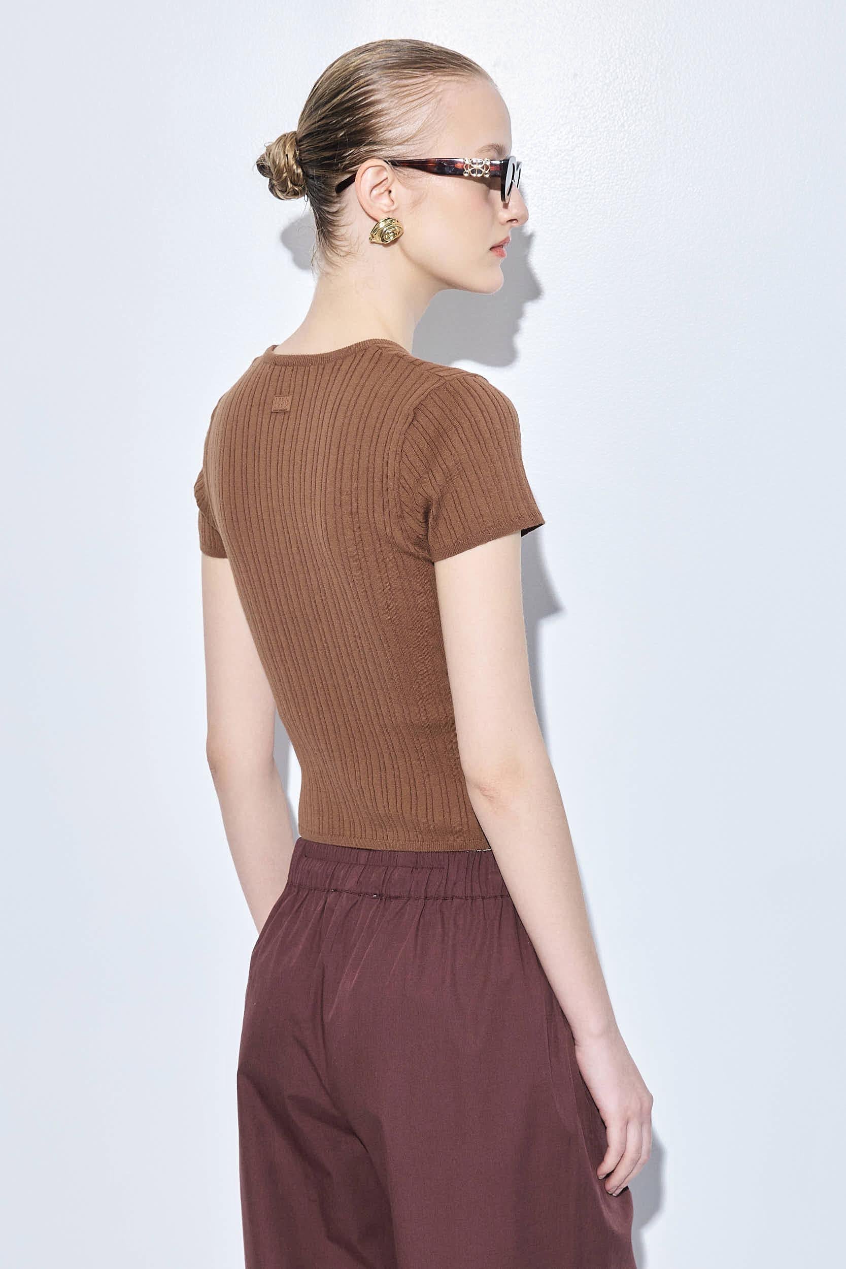 Ribbed Crew Neck Tee - Image 5