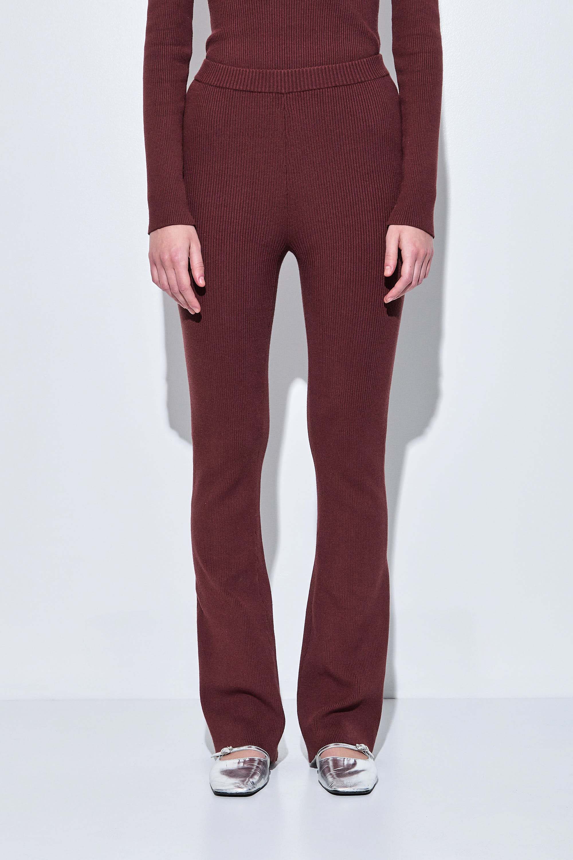 Ribbed Flared Leggings - Image 2