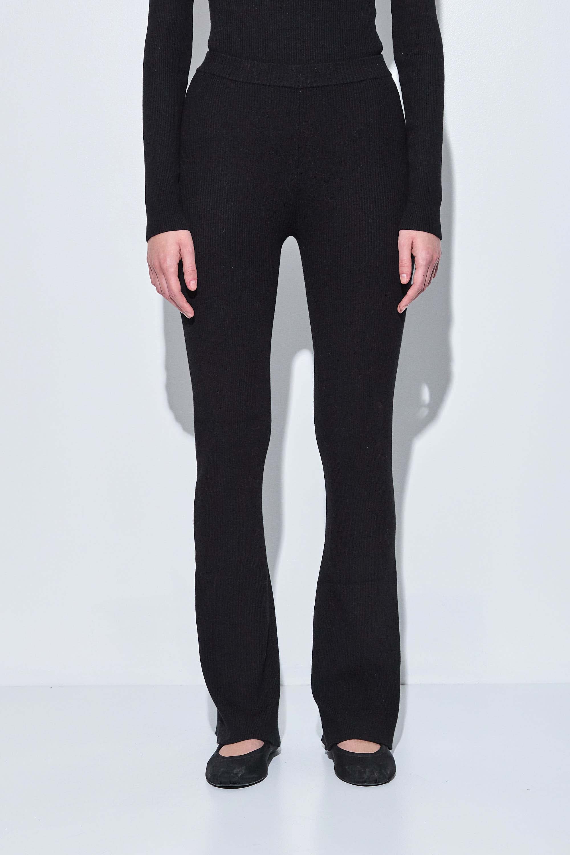 Ribbed Flared Leggings - Image 2