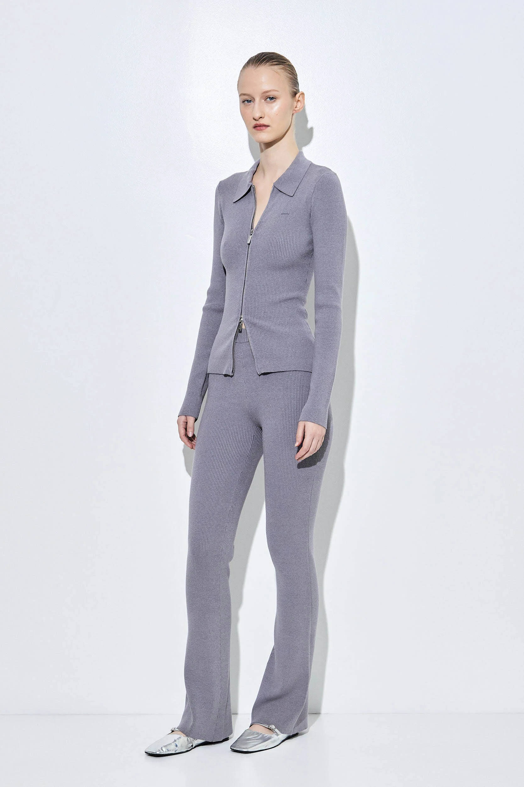 Ribbed Flared Leggings - Image 4