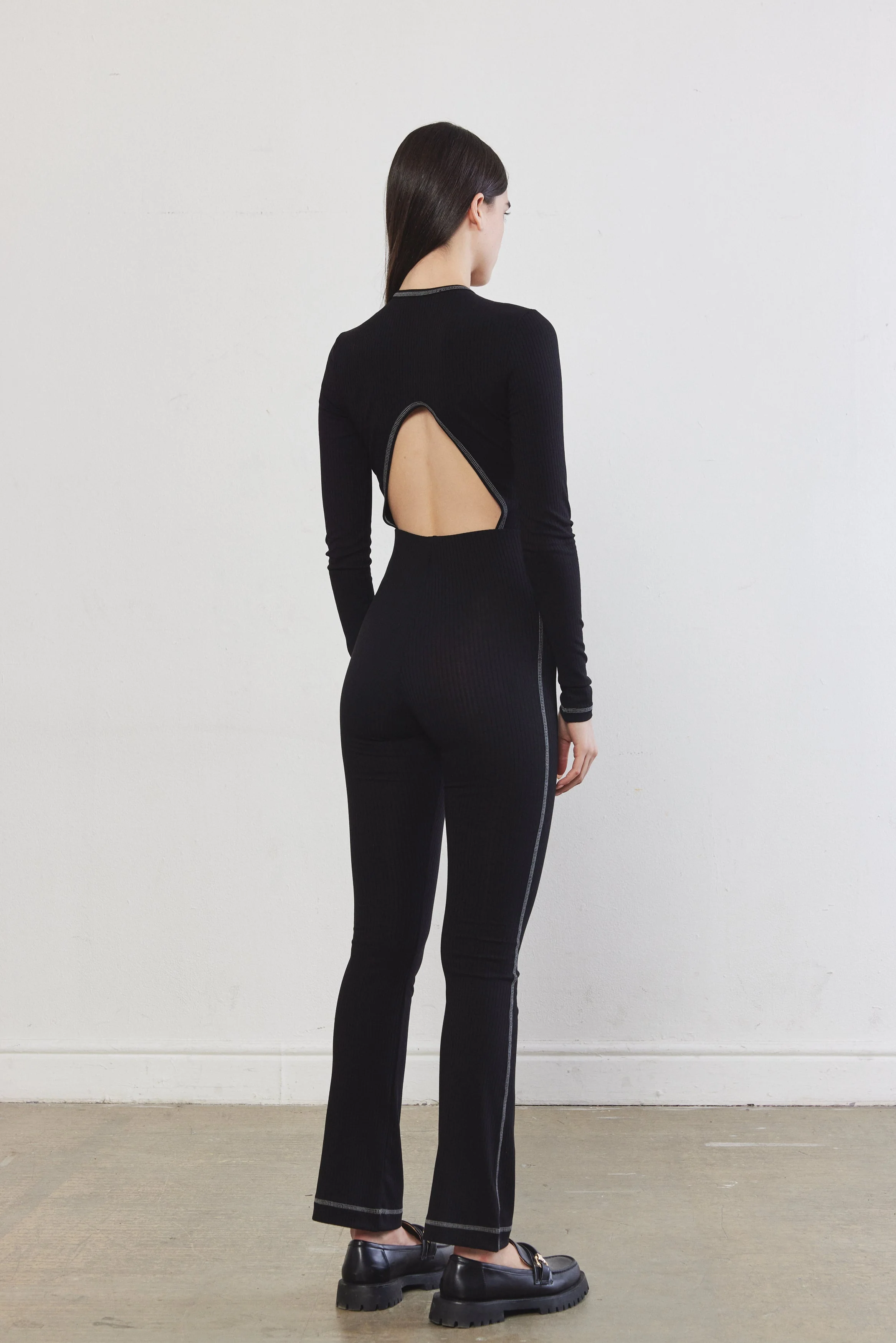 Ribbed Flat-Lock Flare Leggings - Image 9