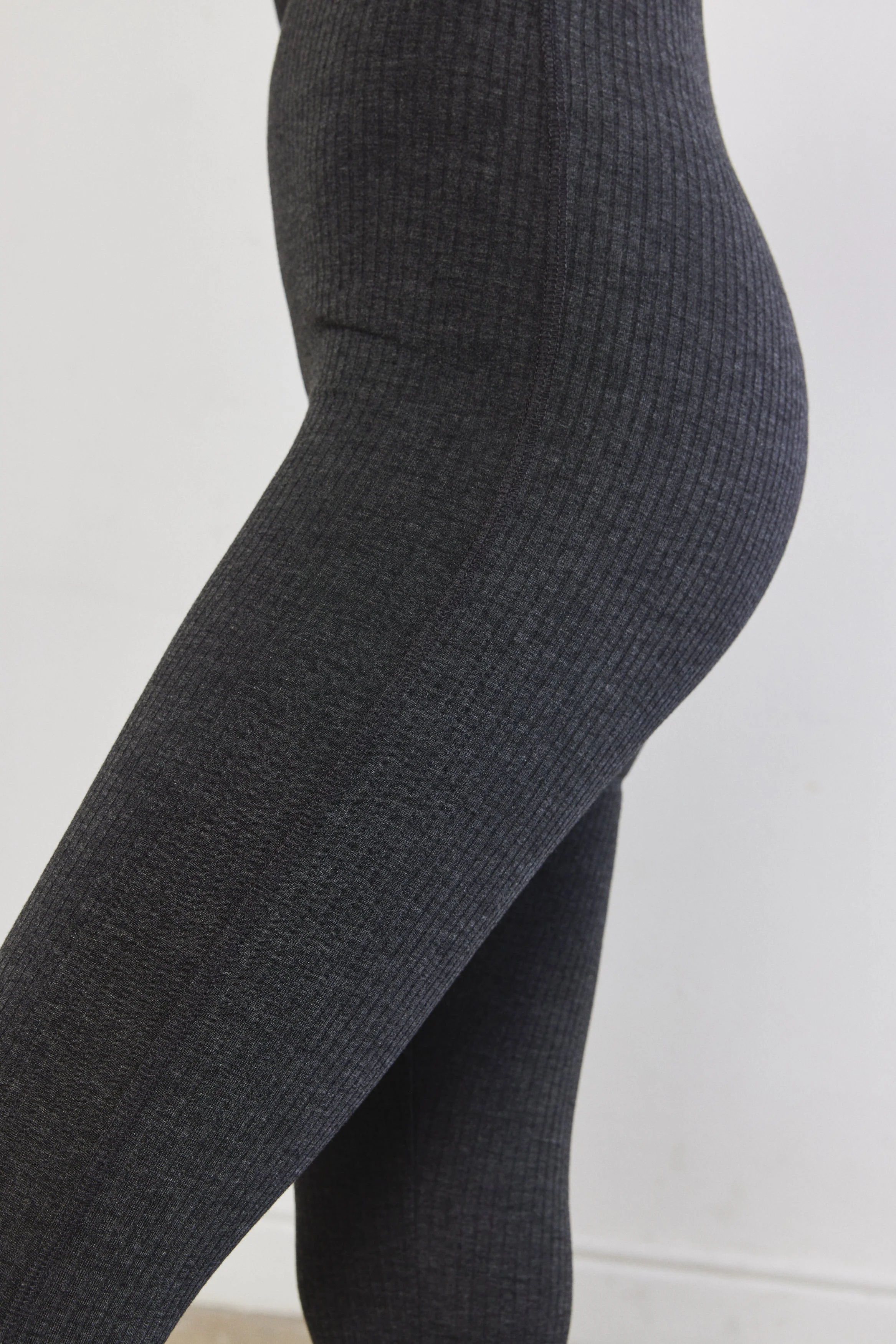 Ribbed Flat-Lock Flare Leggings - Image 4