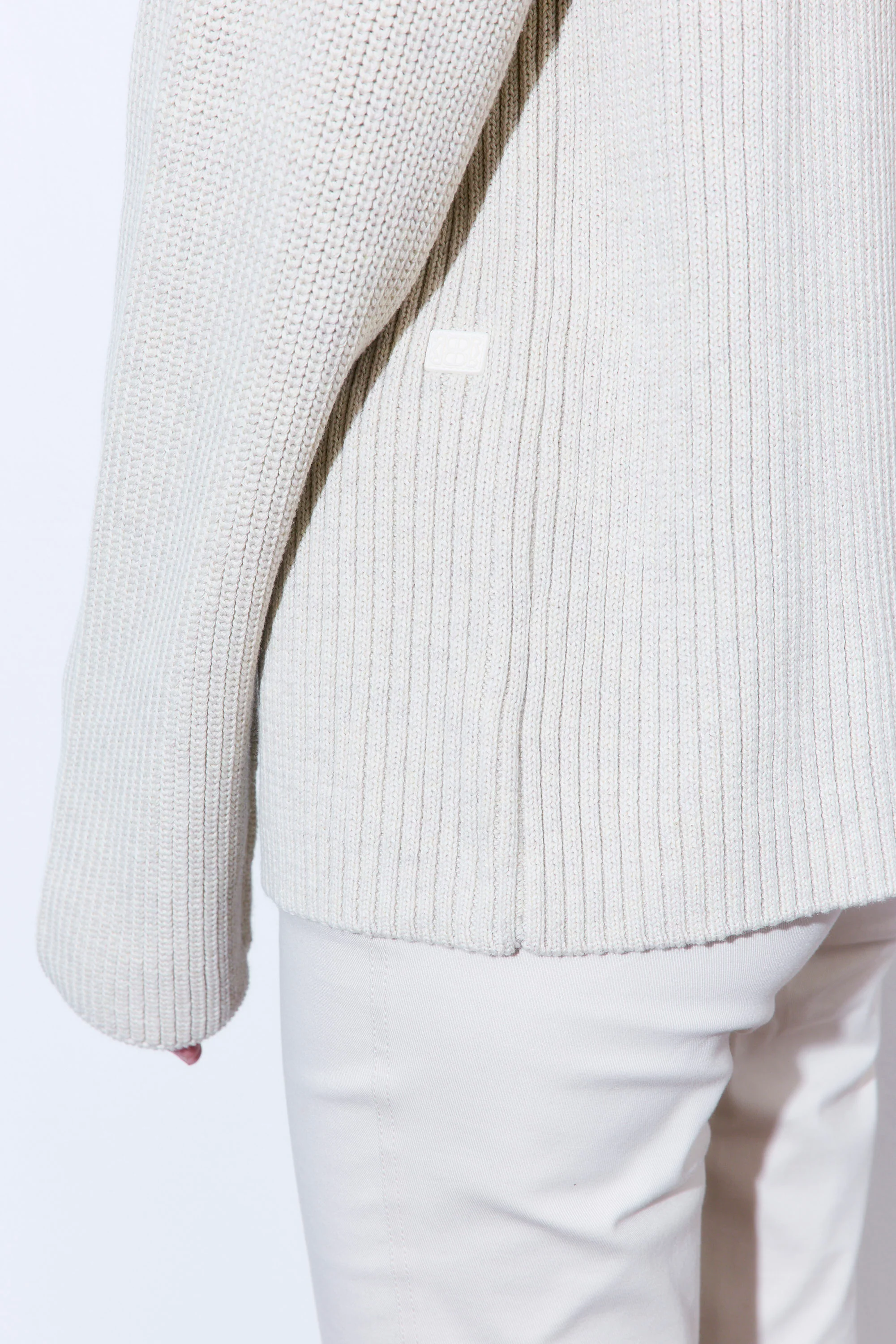 Ribbed Turtleneck Sweater - Image 7
